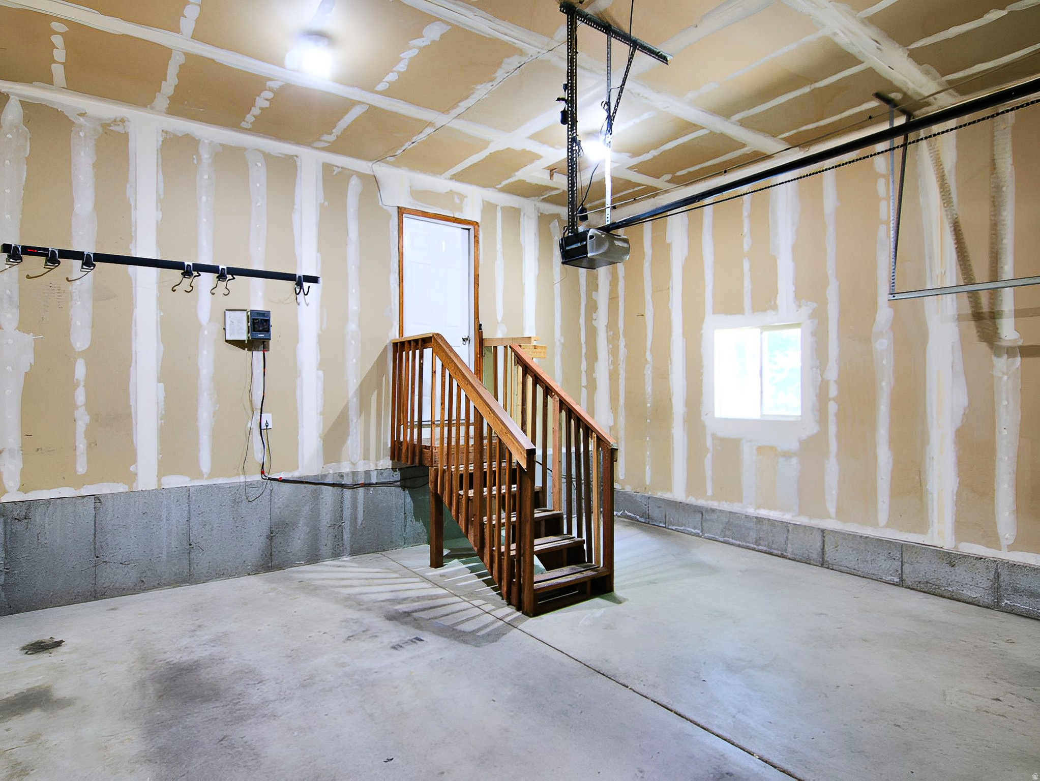 main property photo 44