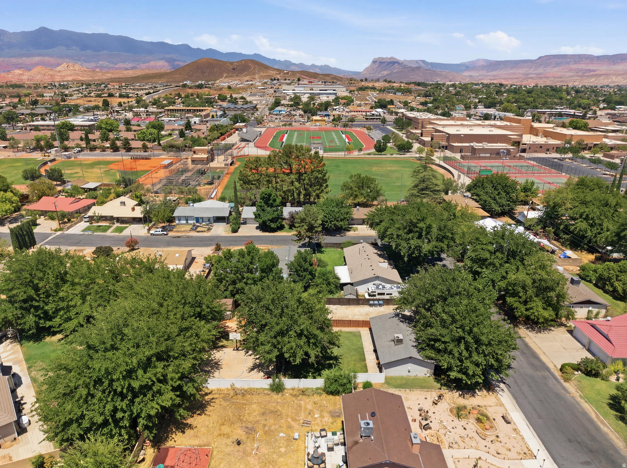 main property photo 27