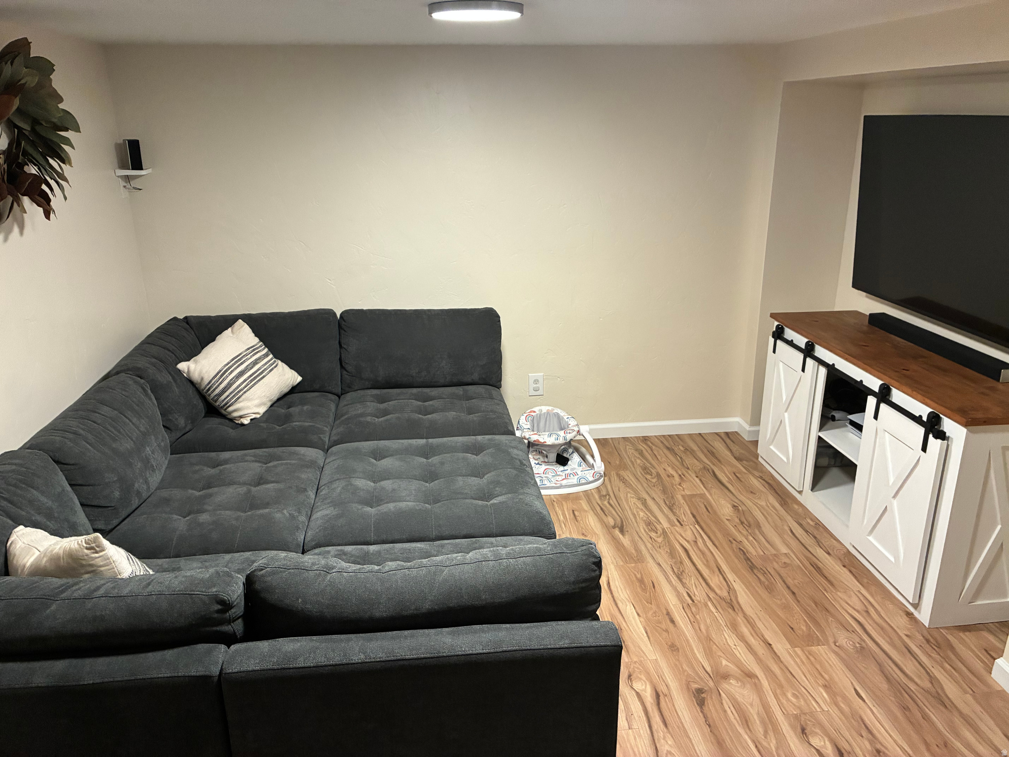 main property photo 27