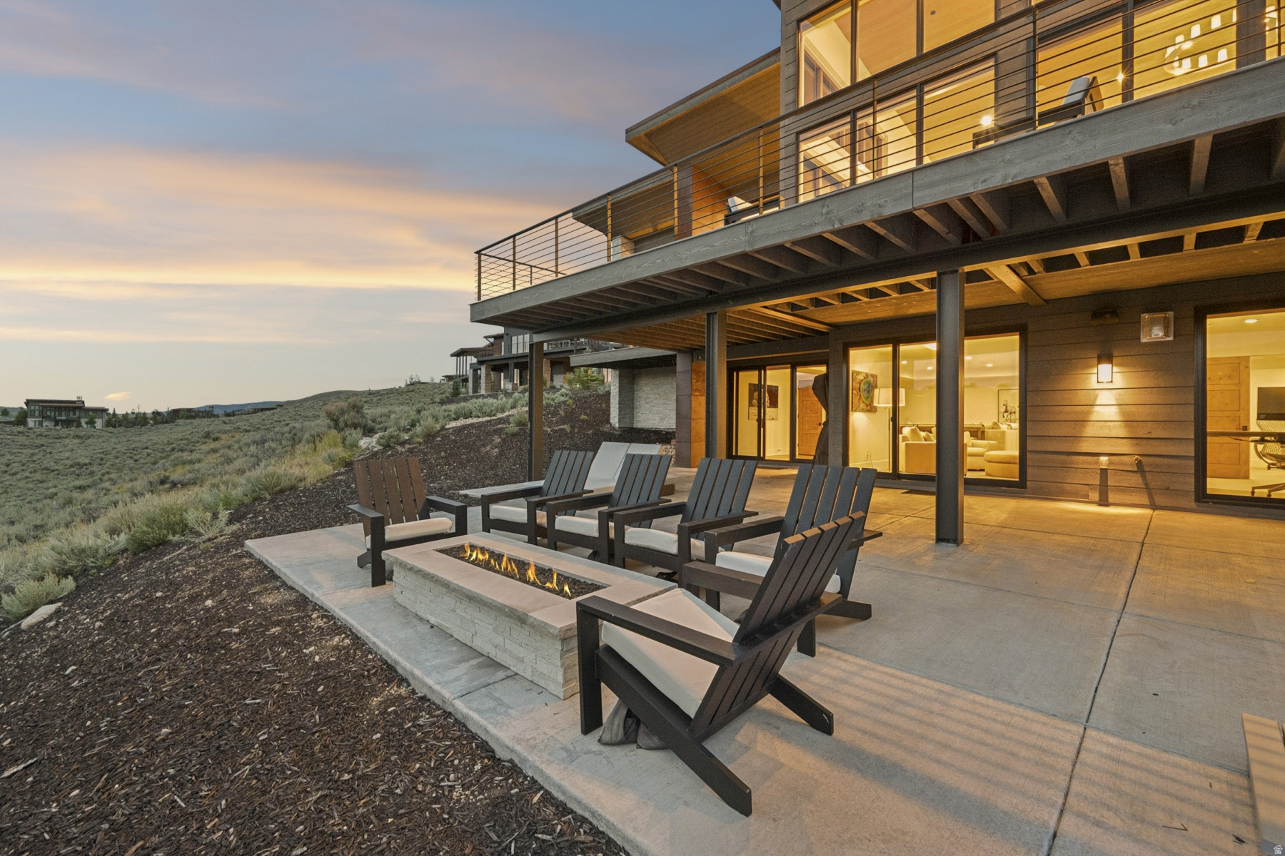 main property photo 76