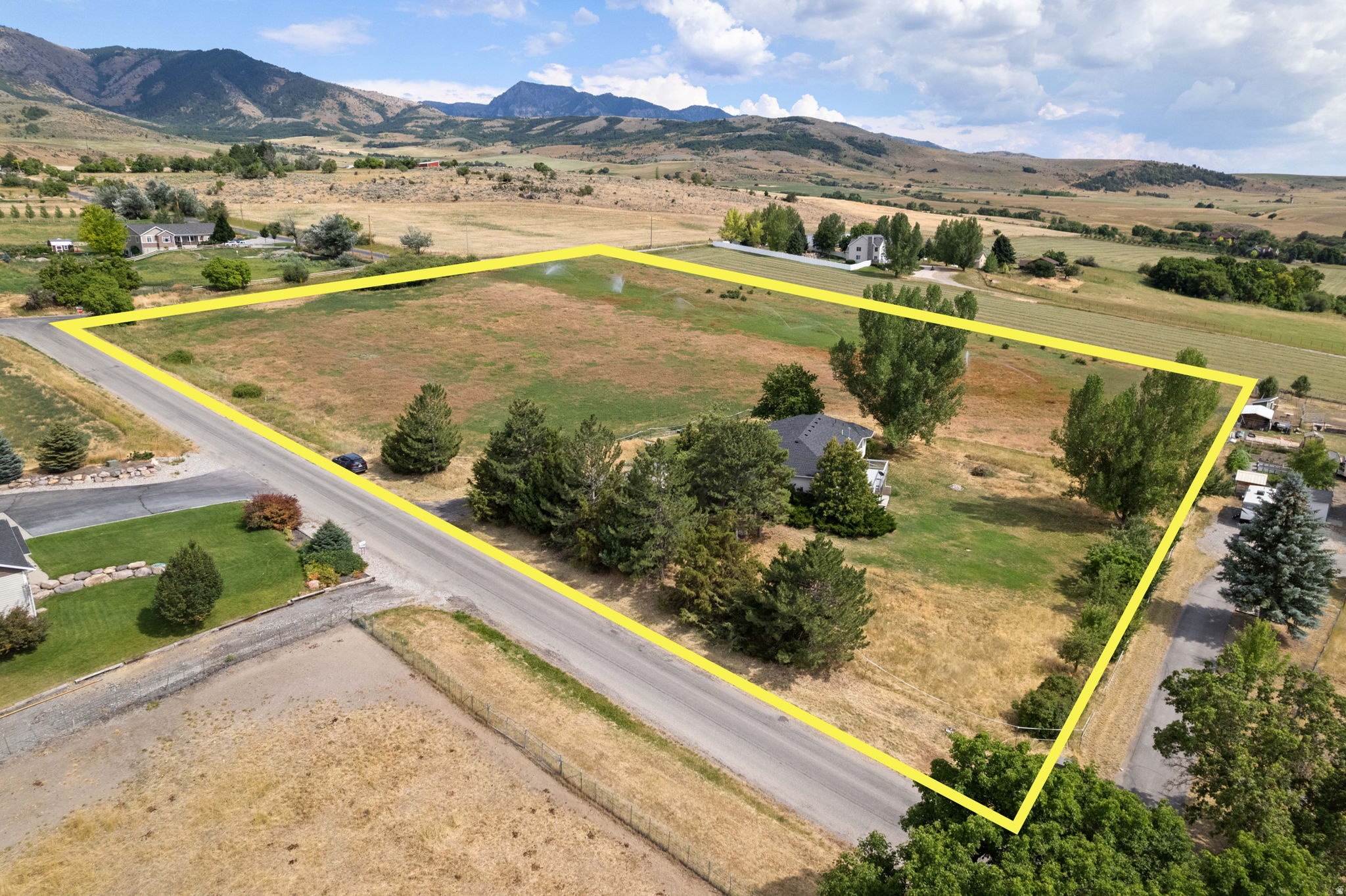 main property photo 47