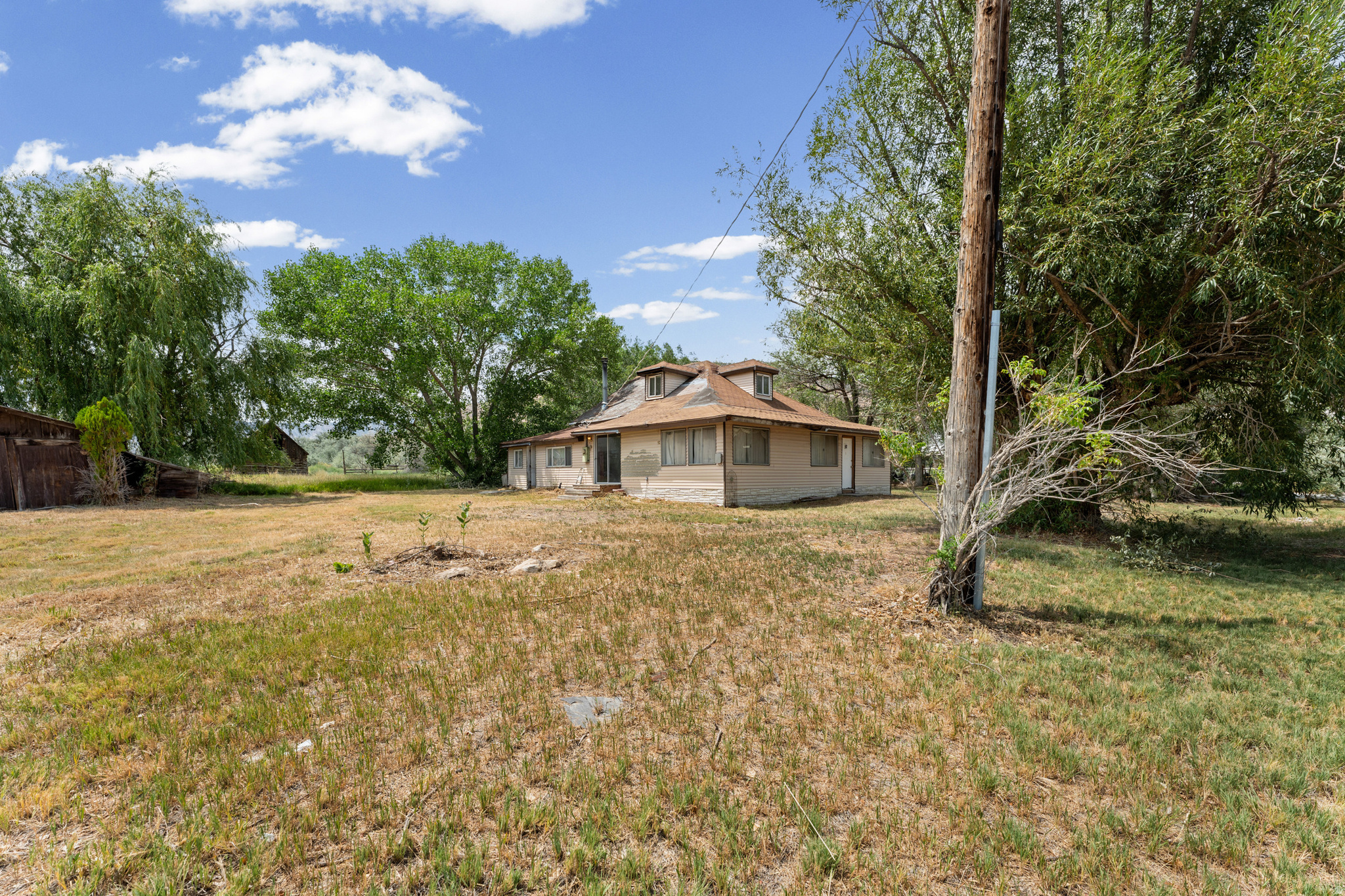 main property photo 21