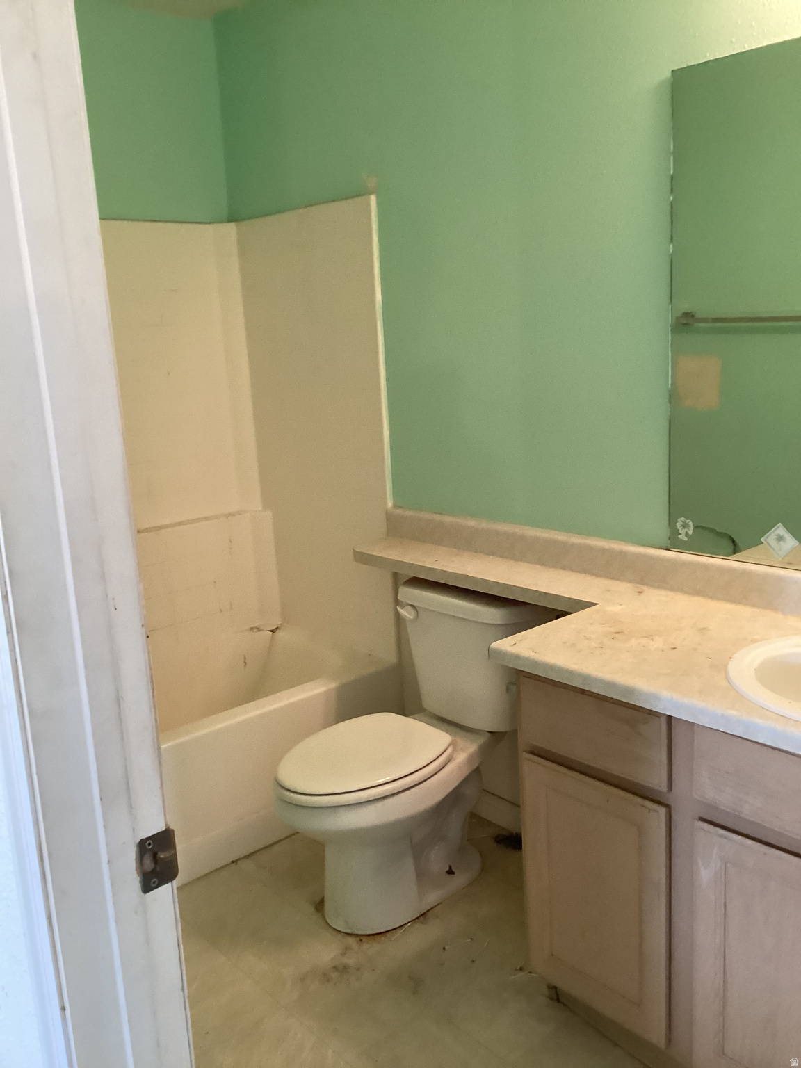 main property photo 12