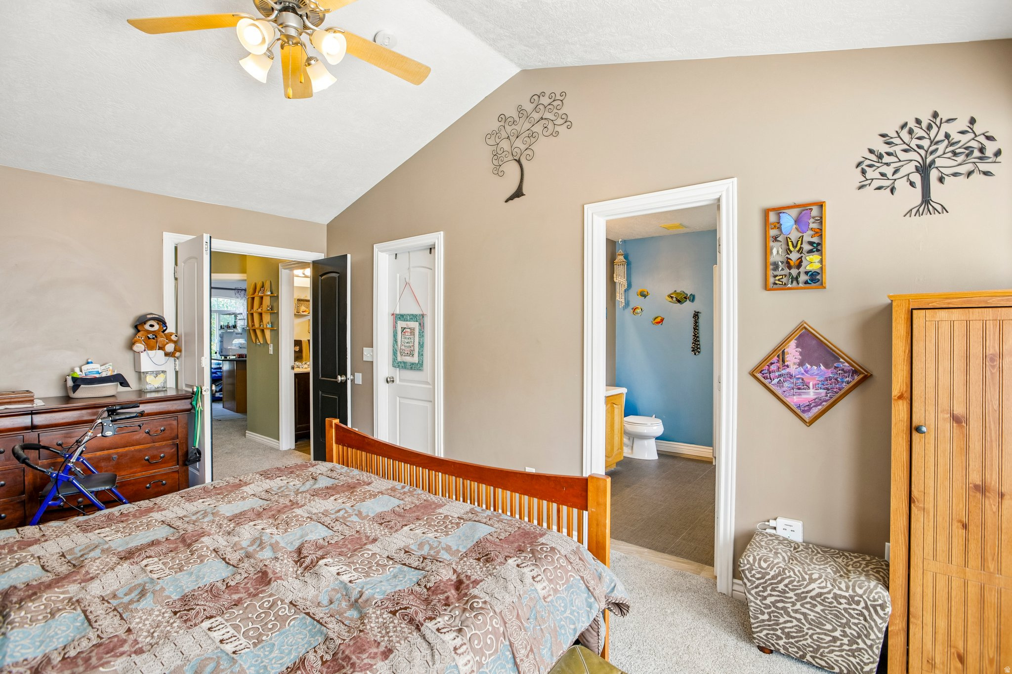 main property photo 9