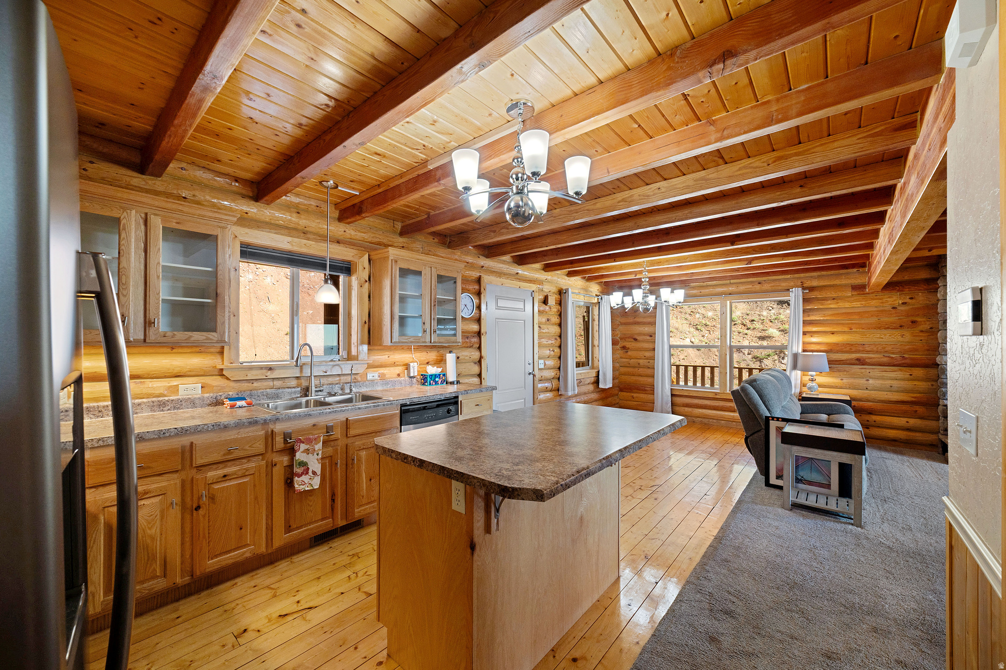 main property photo 13