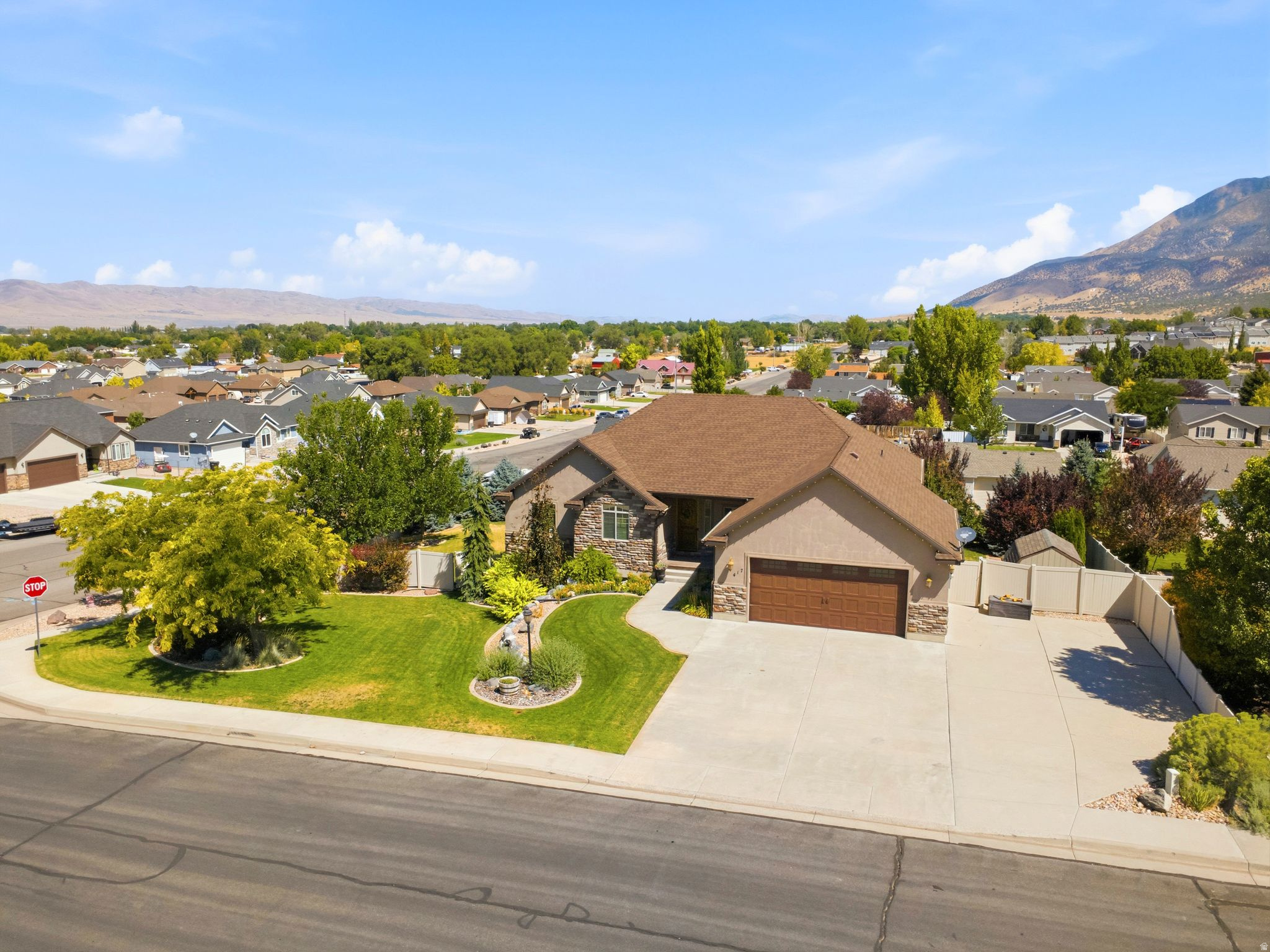 main property photo 59