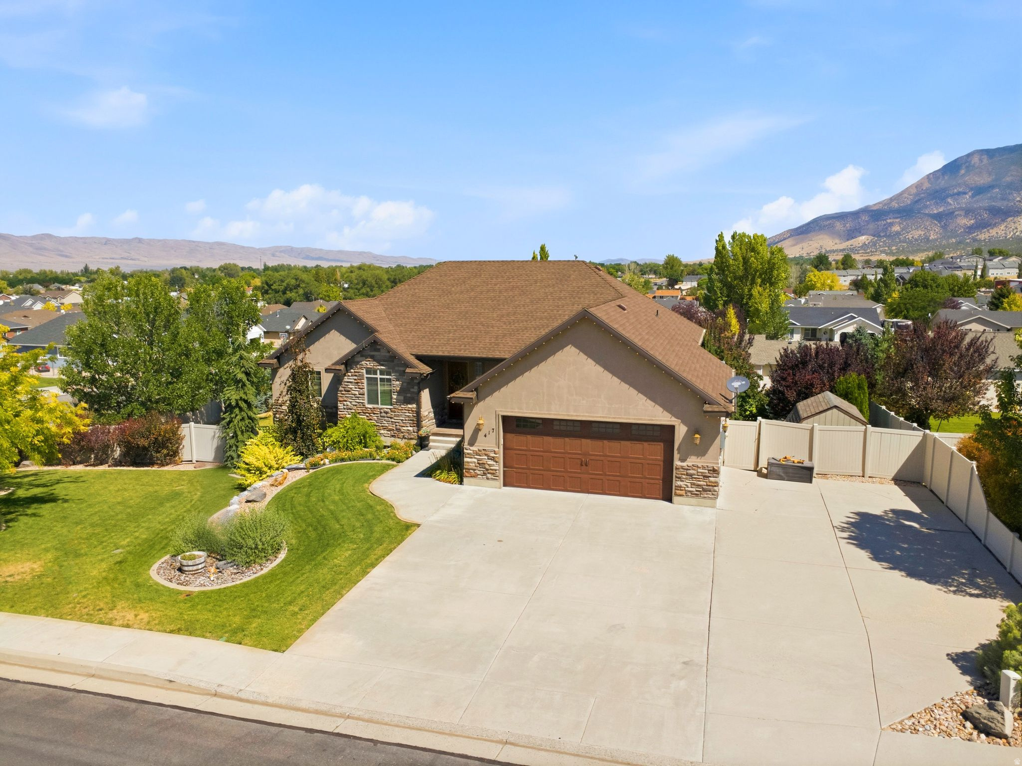 main property photo 60