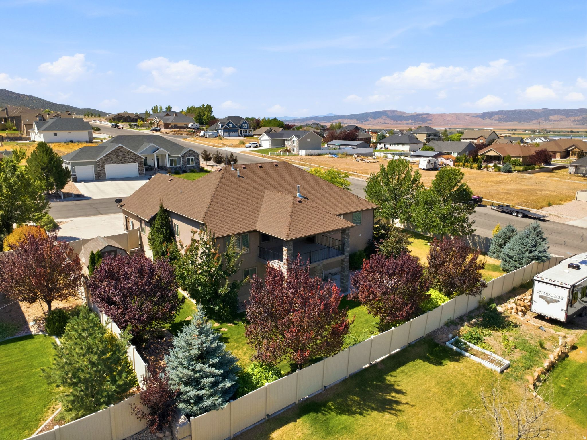 main property photo 65