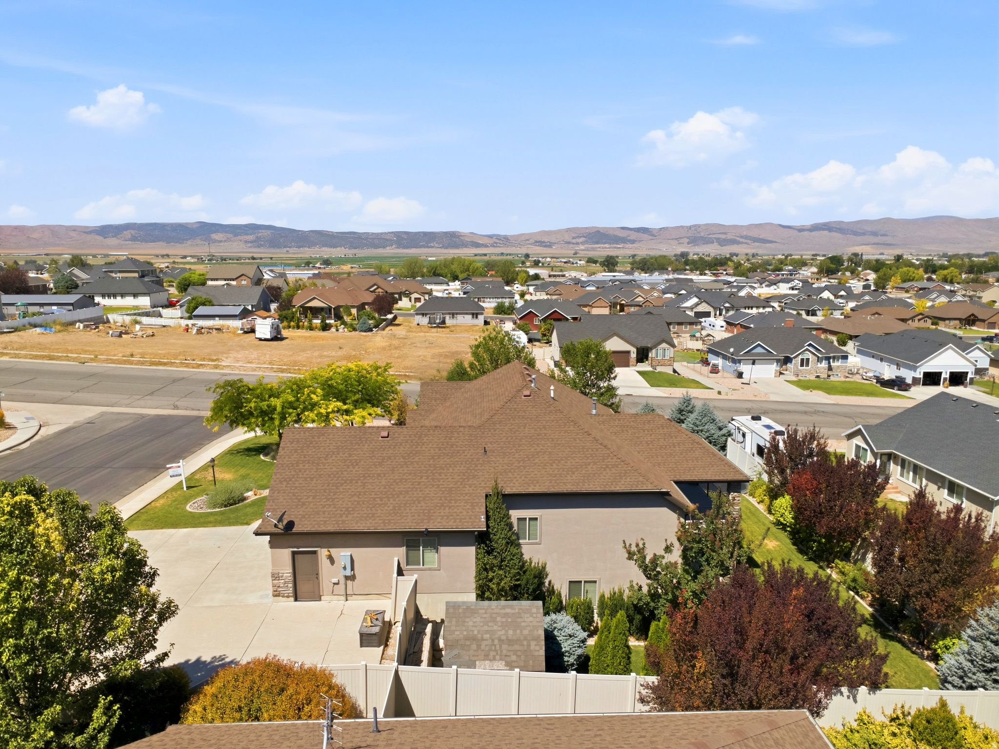 main property photo 71