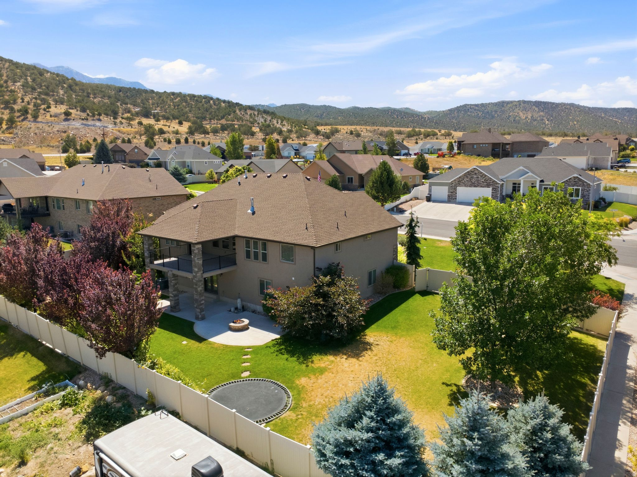 main property photo 73