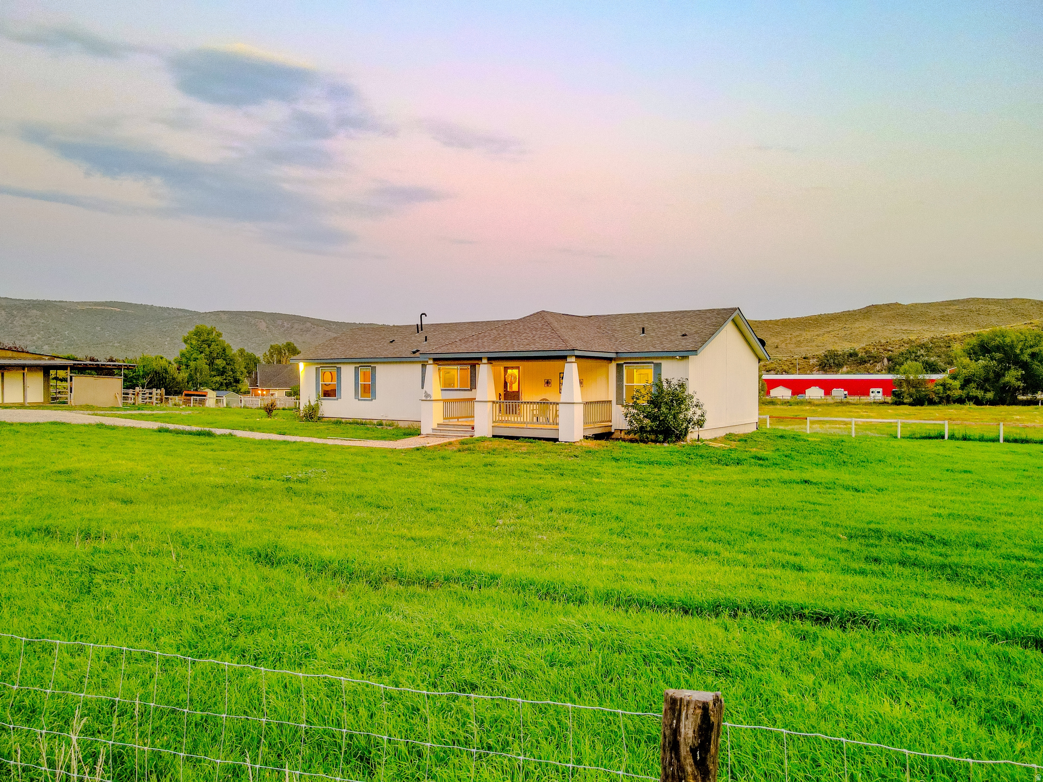 main property photo 19