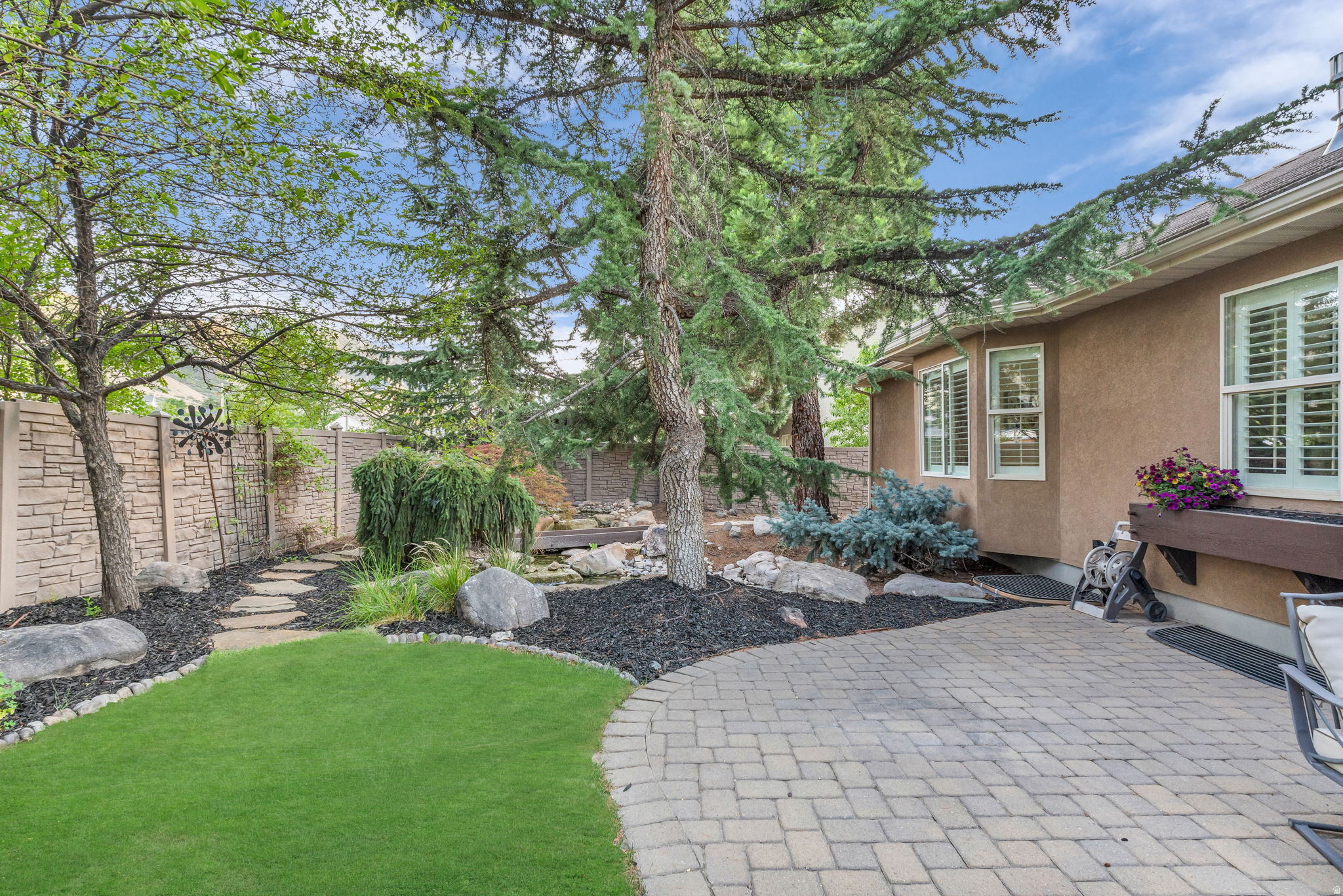 main property photo 45
