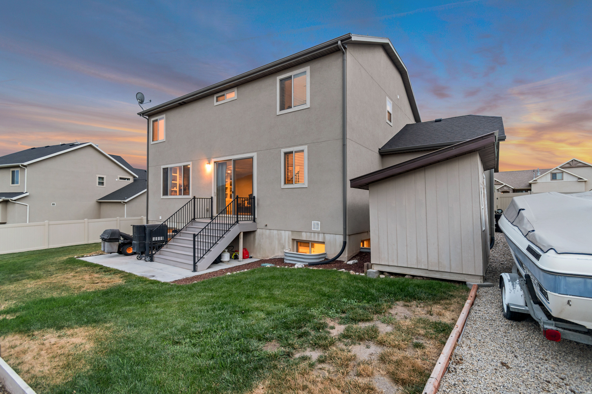 main property photo 50