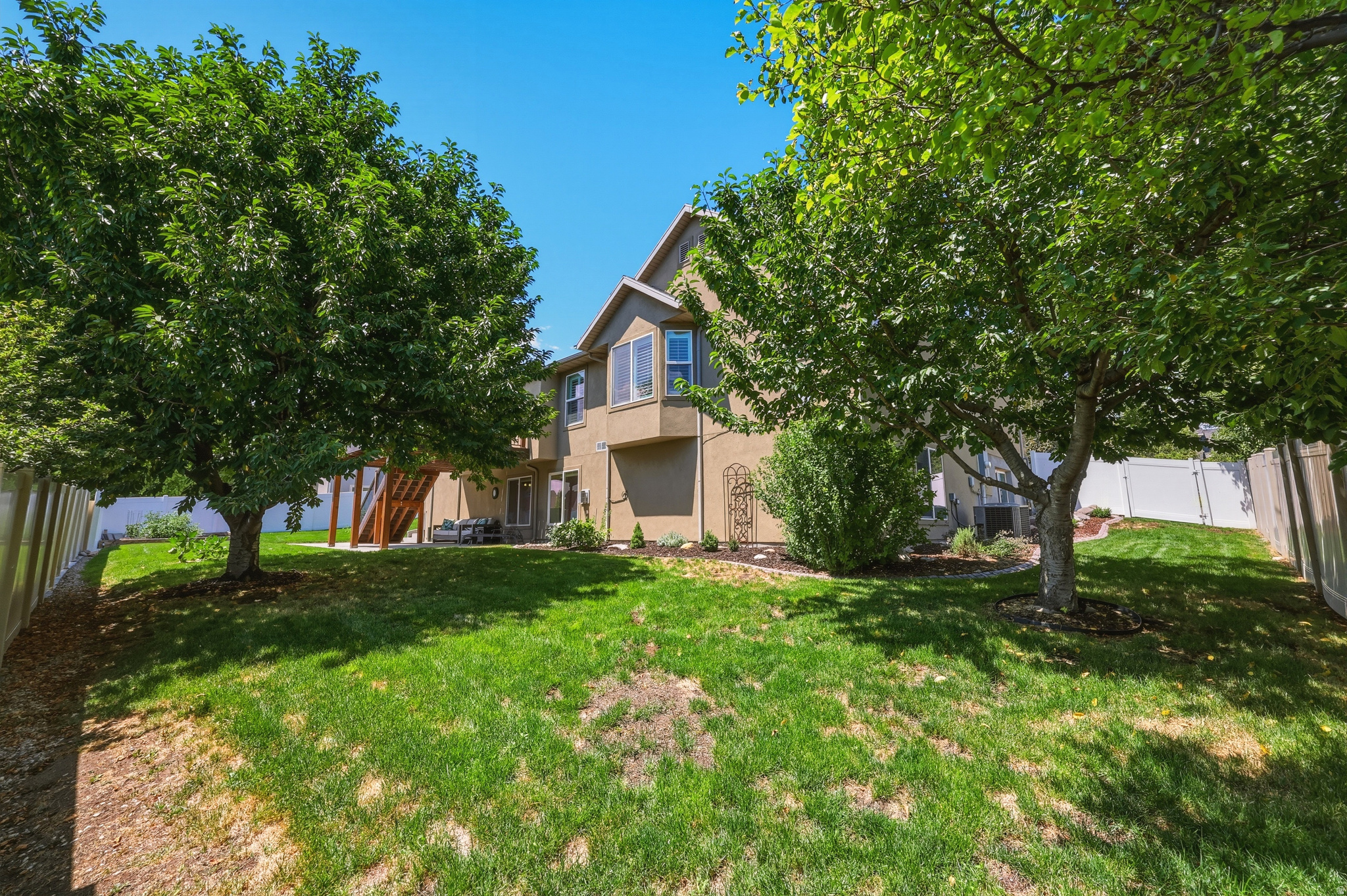main property photo 47