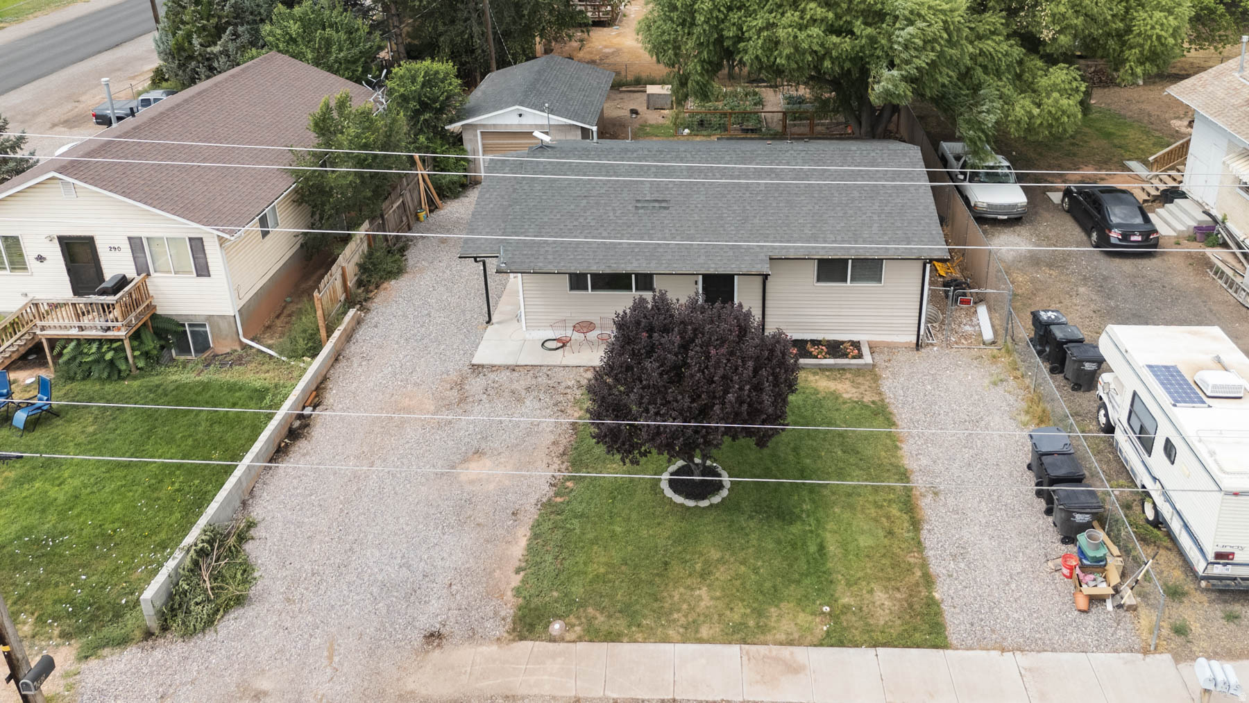 main property photo 41
