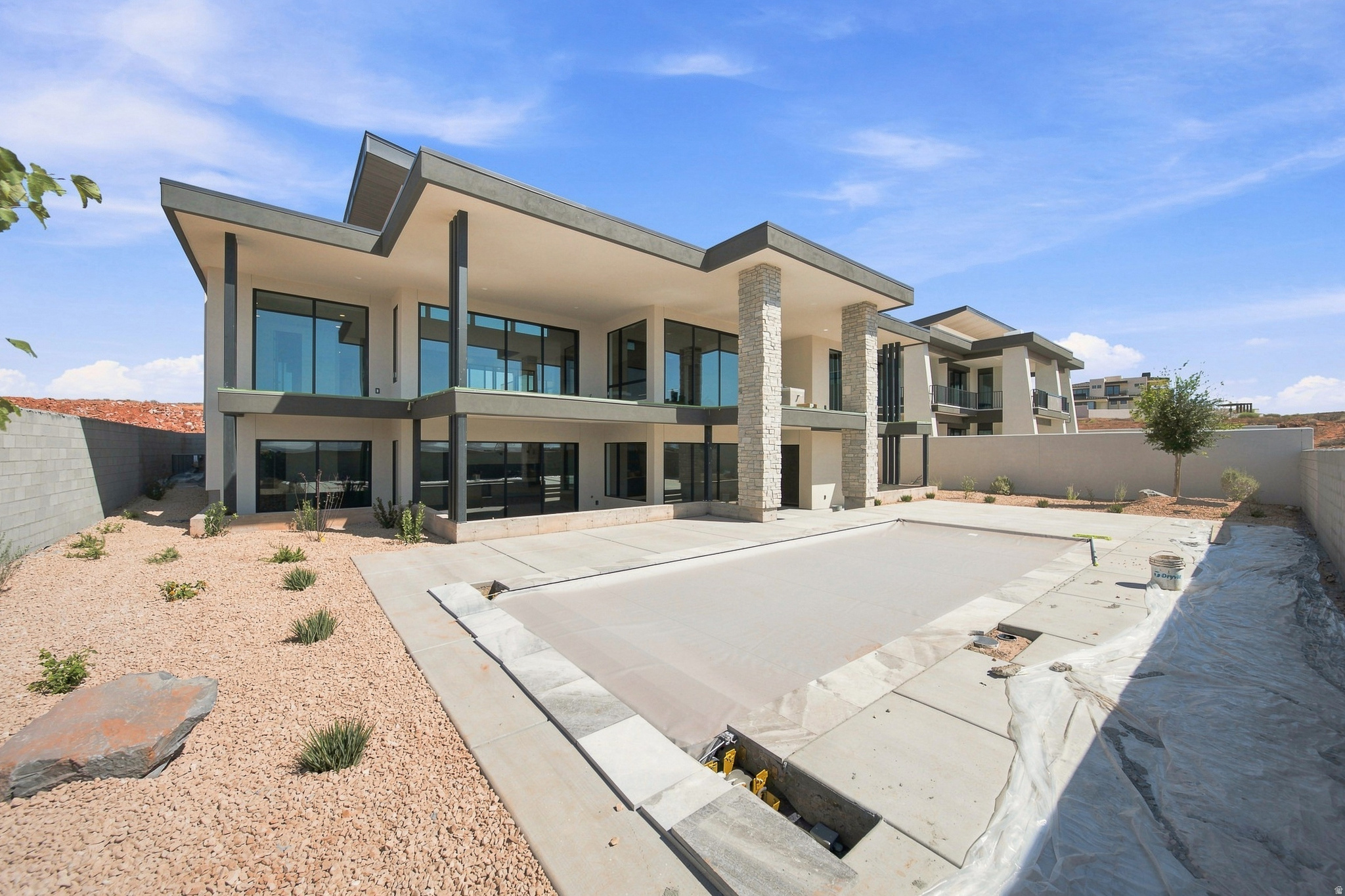main property photo 59