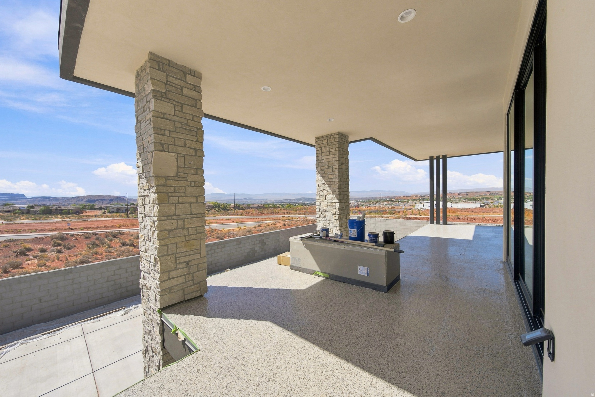 main property photo 60