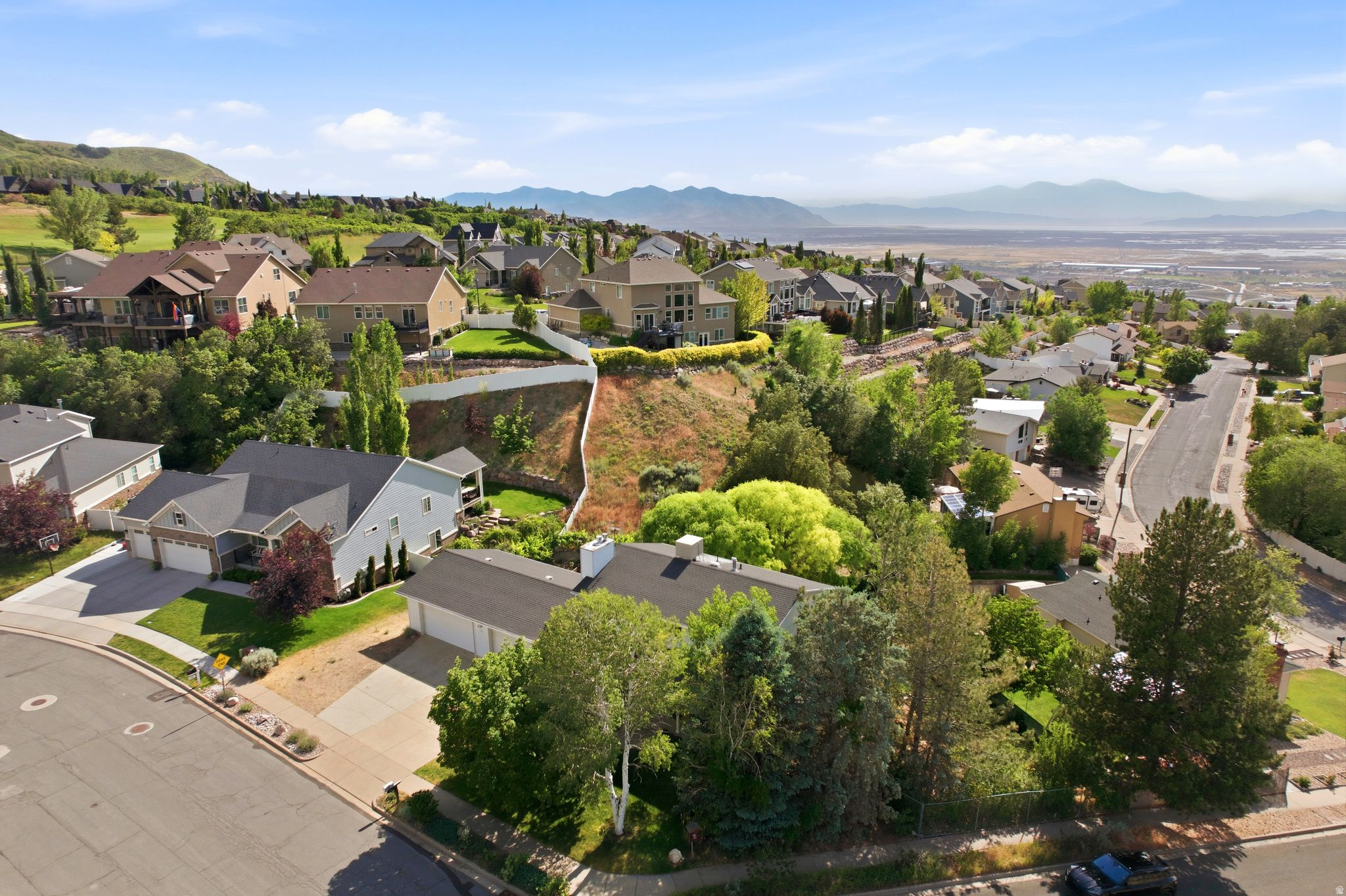 main property photo 68