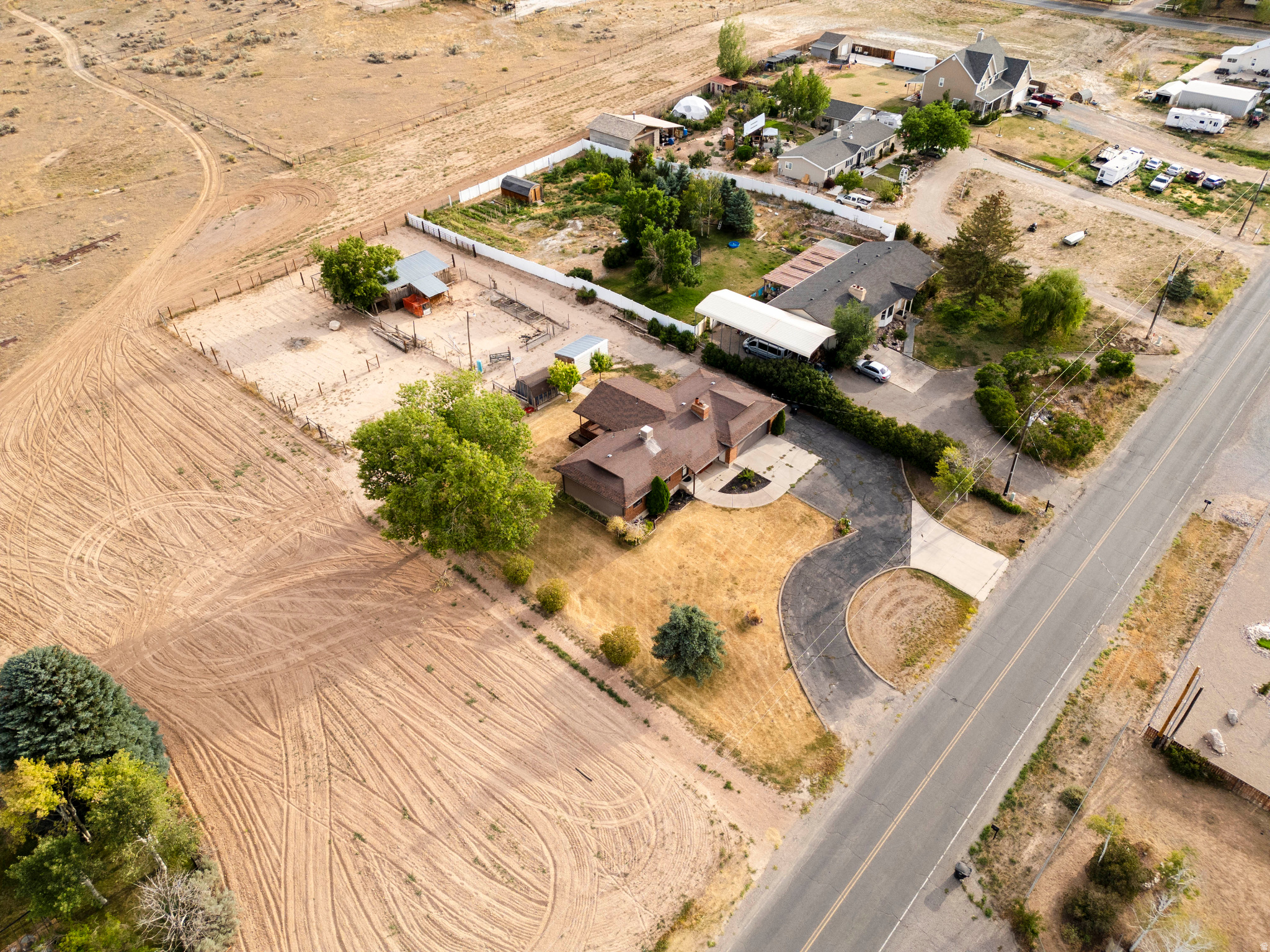 main property photo 3