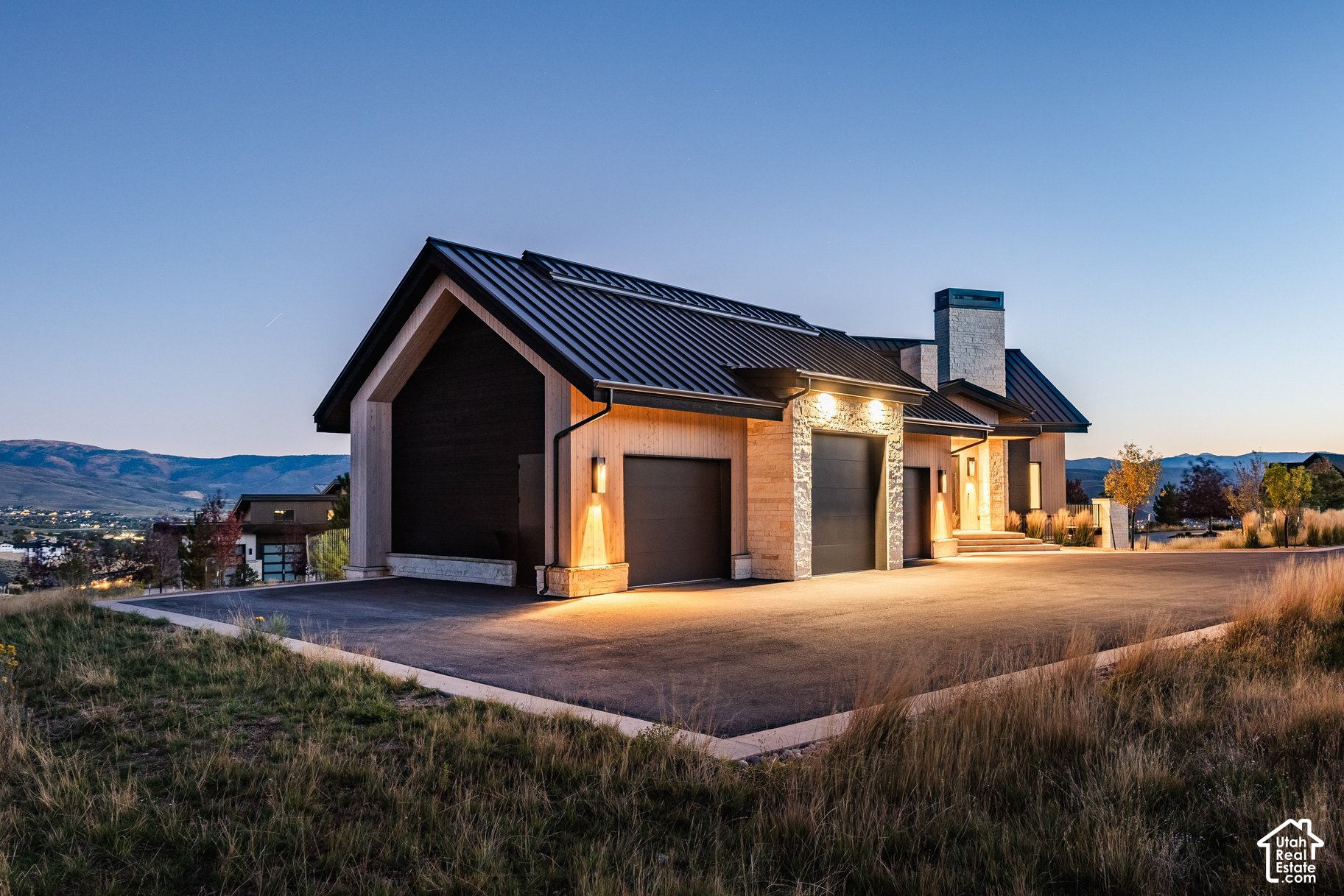 main property photo 81
