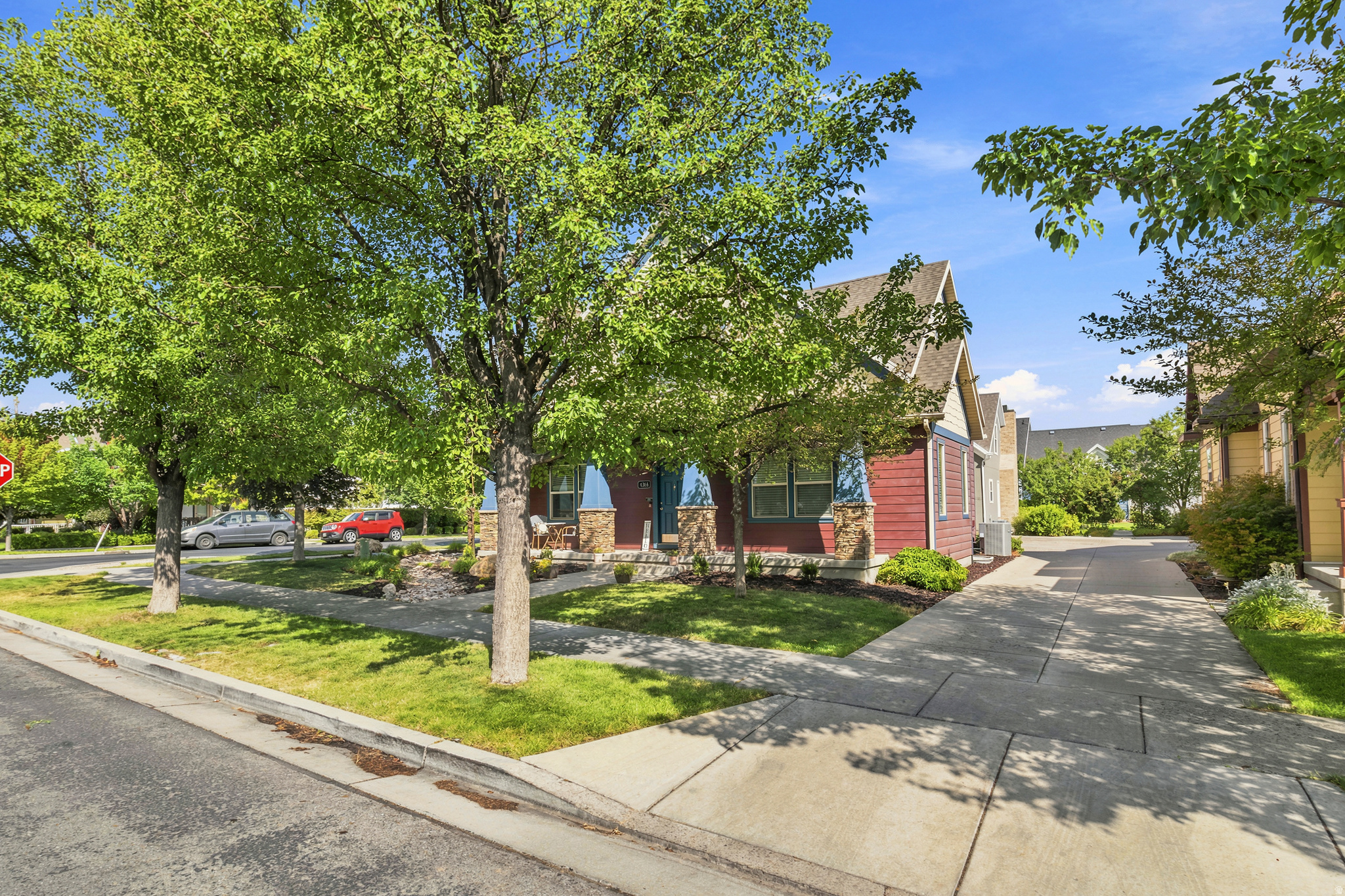 main property photo 27