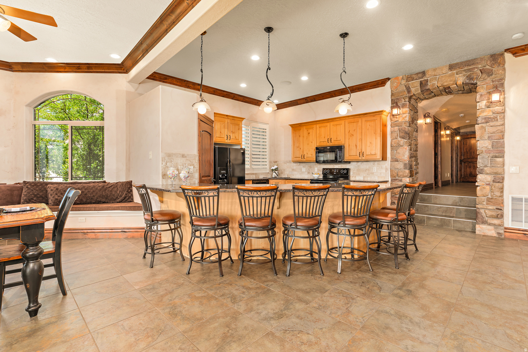 main property photo 58
