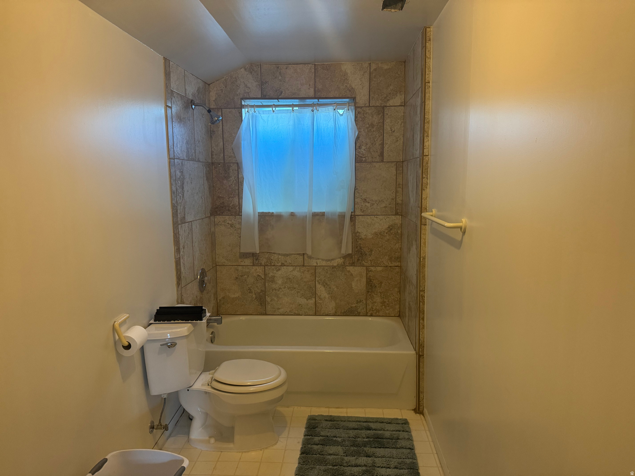 main property photo 25