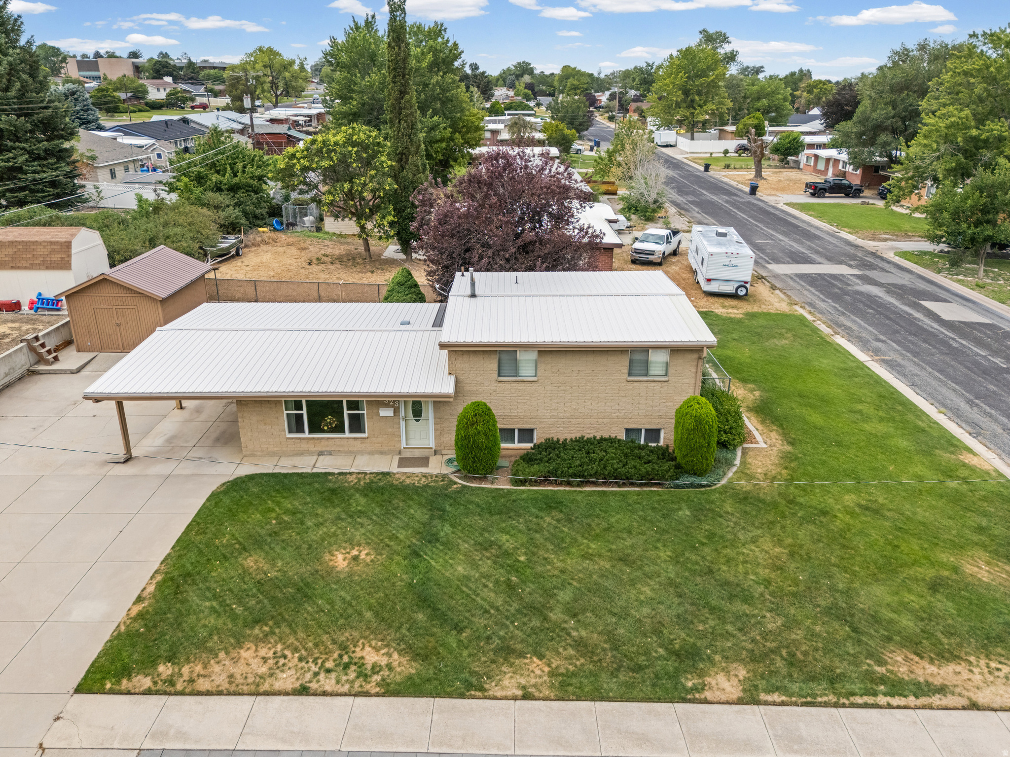 main property photo 20