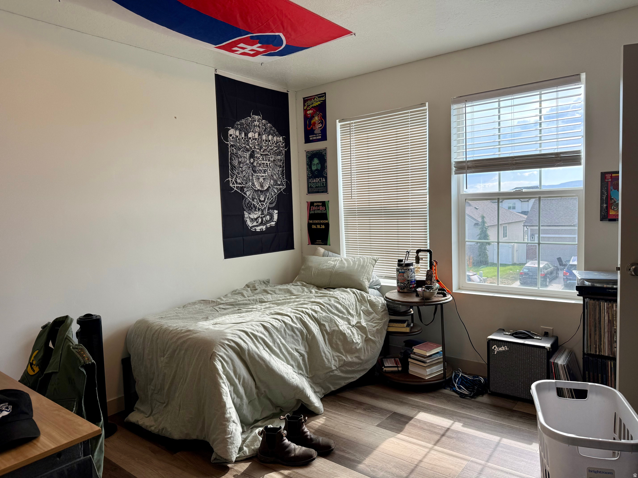 main property photo 13