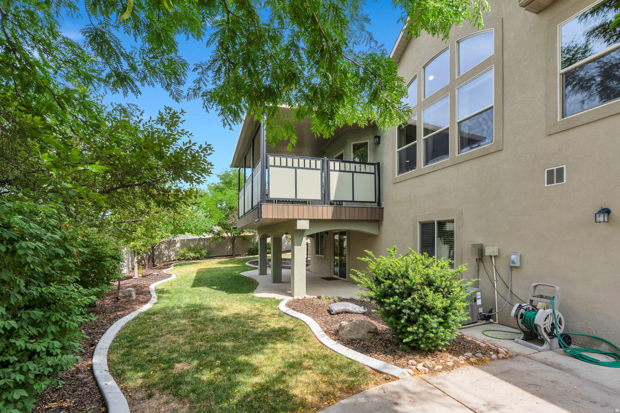 main property photo 51