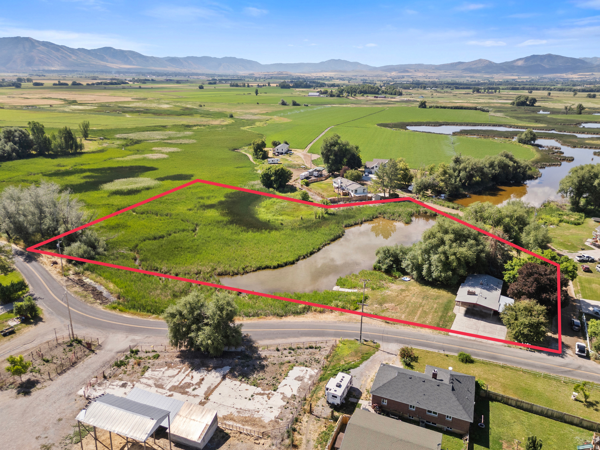 main property photo 43