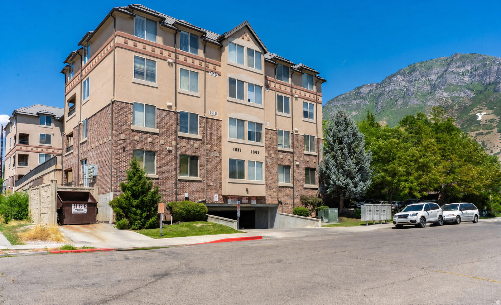 main property photo 19