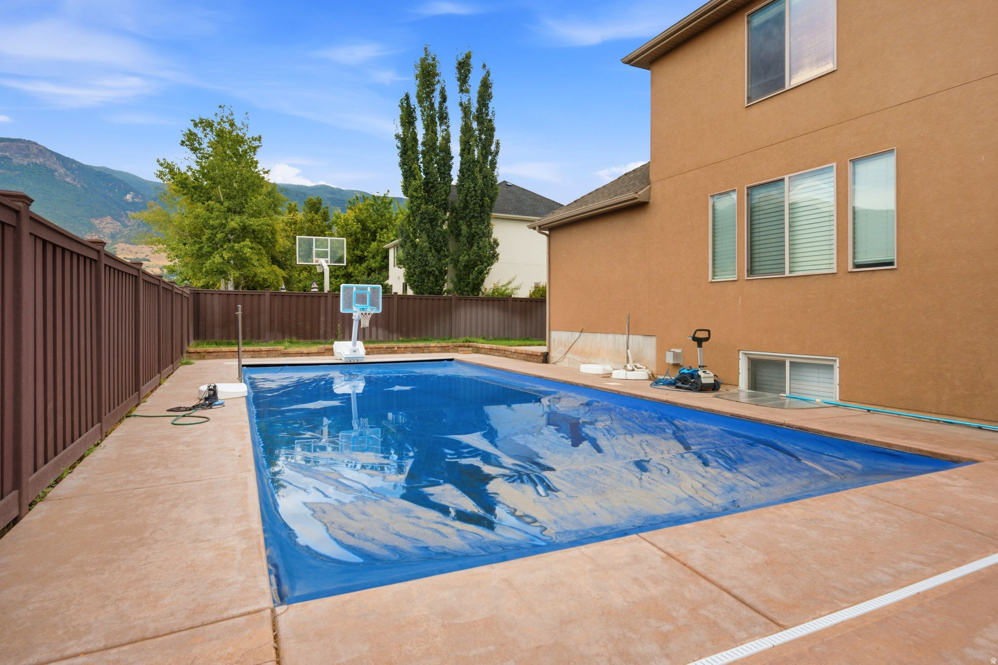 main property photo 67