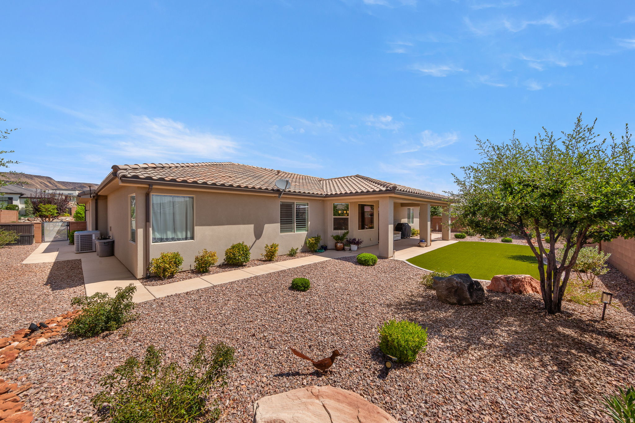 main property photo 34