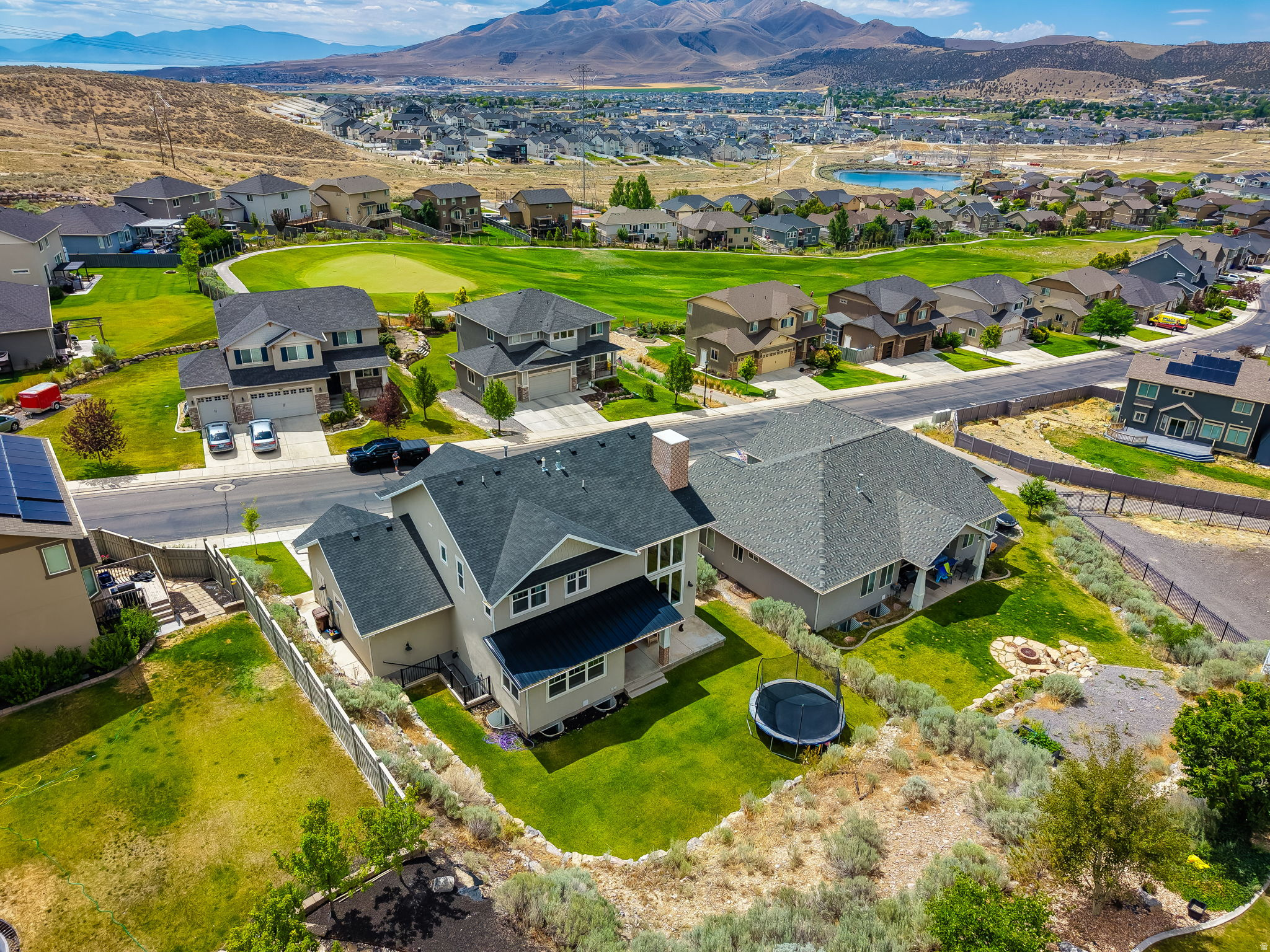 main property photo 50