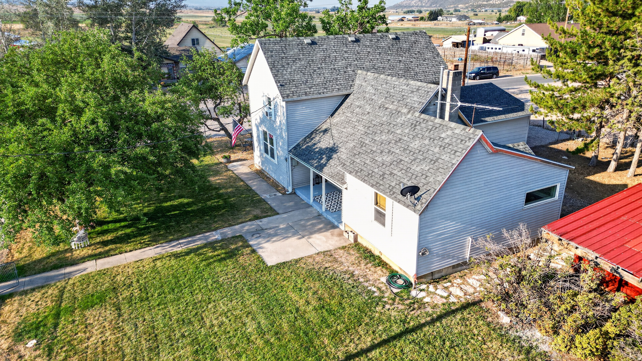 main property photo 50
