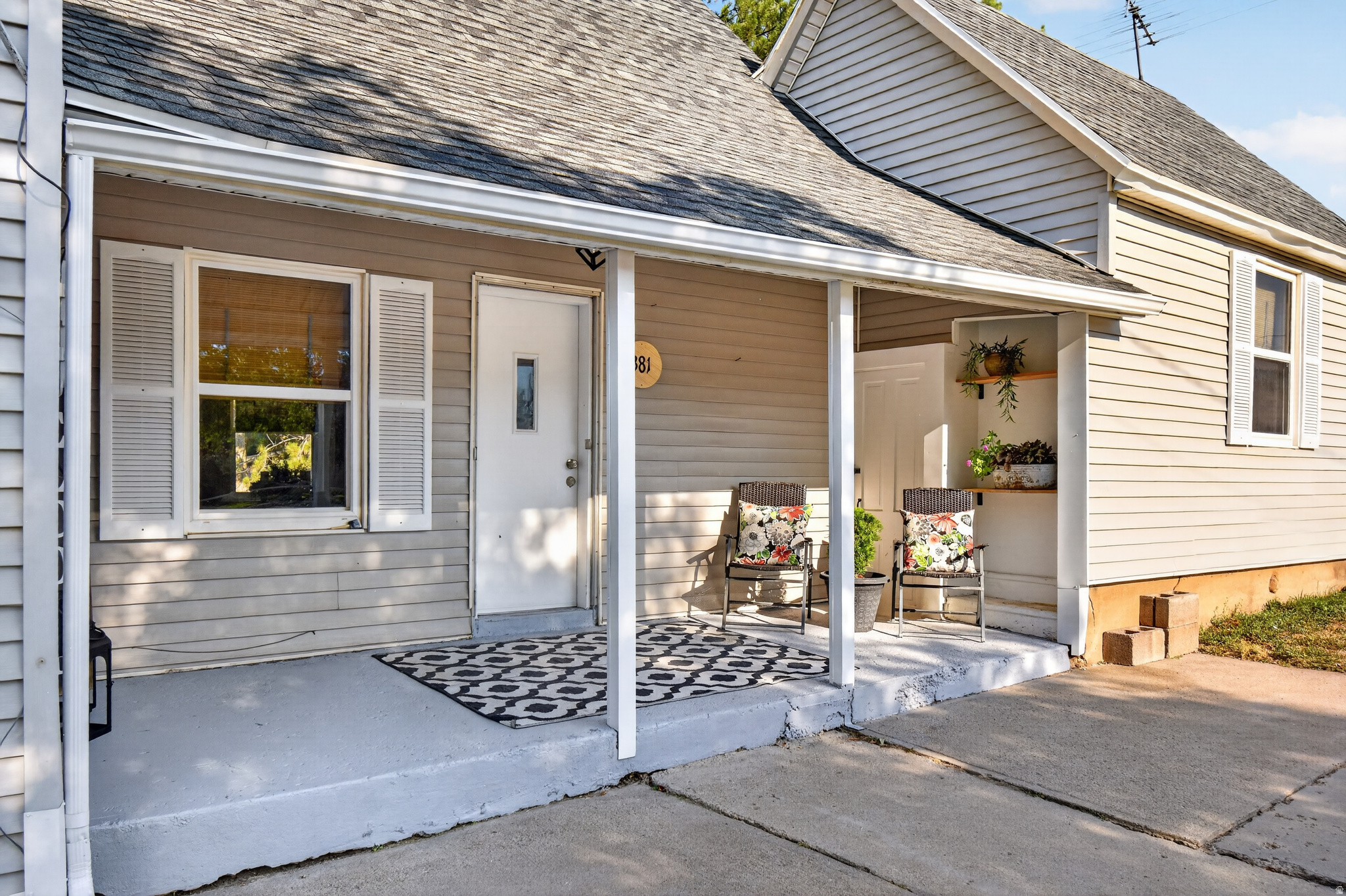 main property photo 59