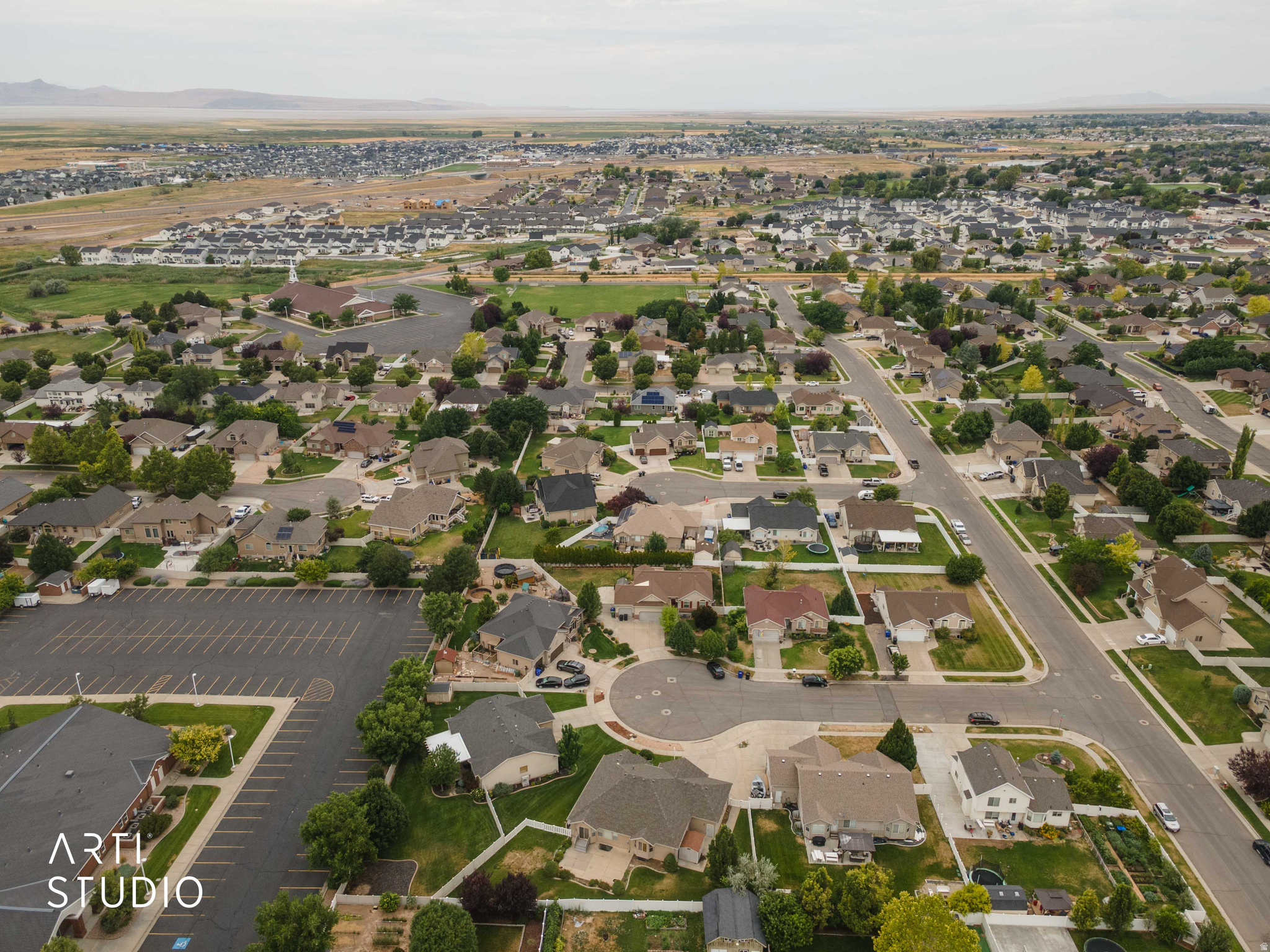 main property photo 47
