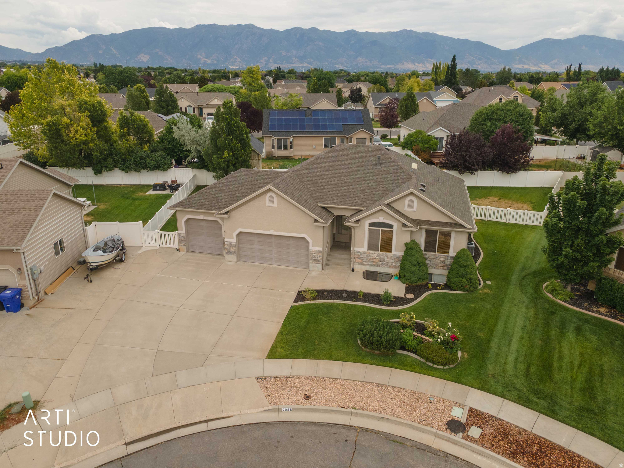 main property photo 51