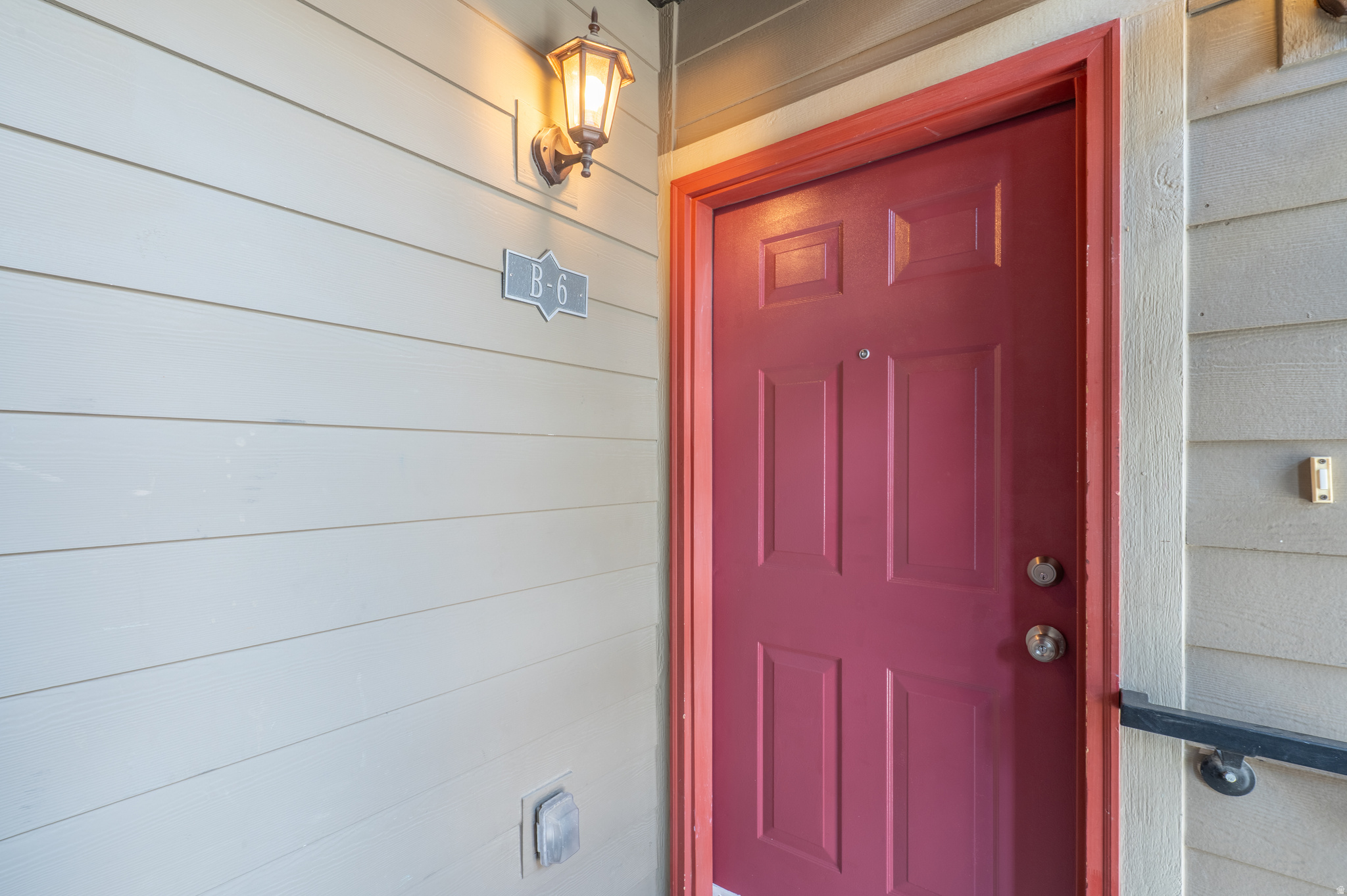 main property photo 18