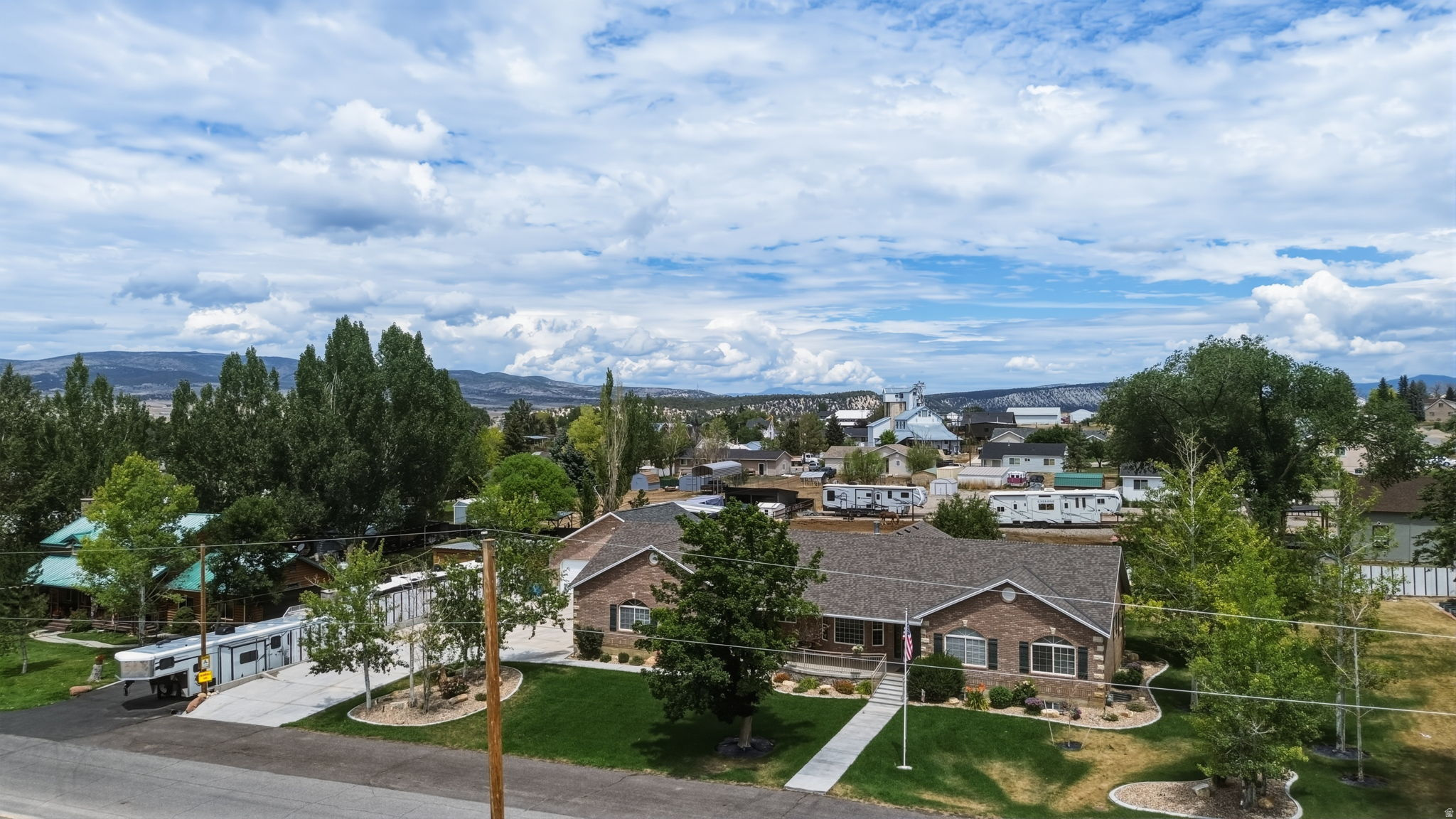 main property photo 53