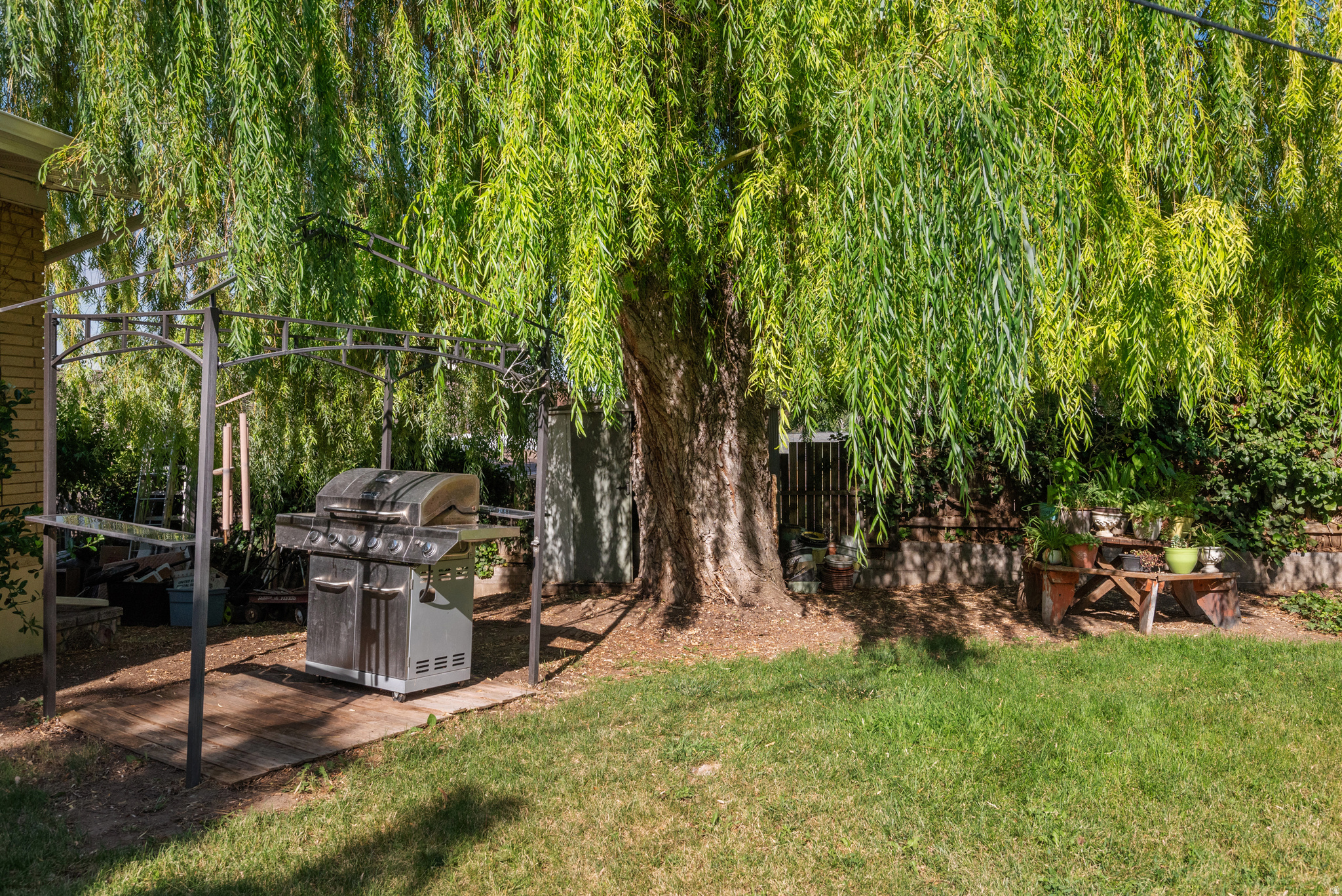 main property photo 34