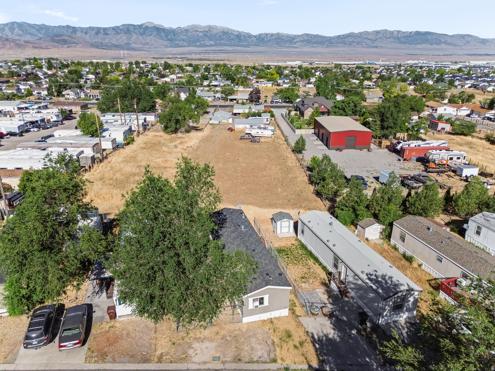 main property photo 25