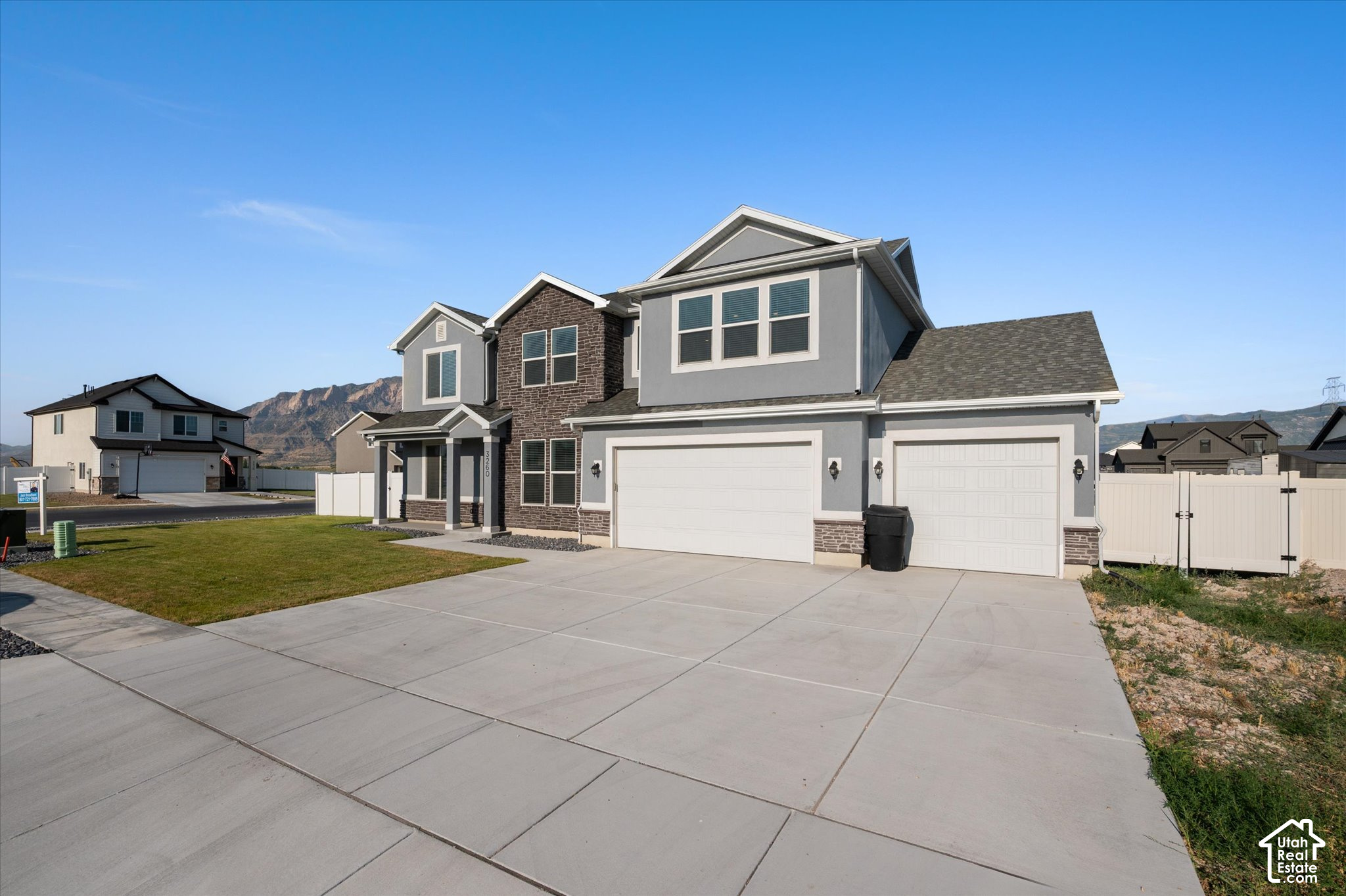 main property photo 44