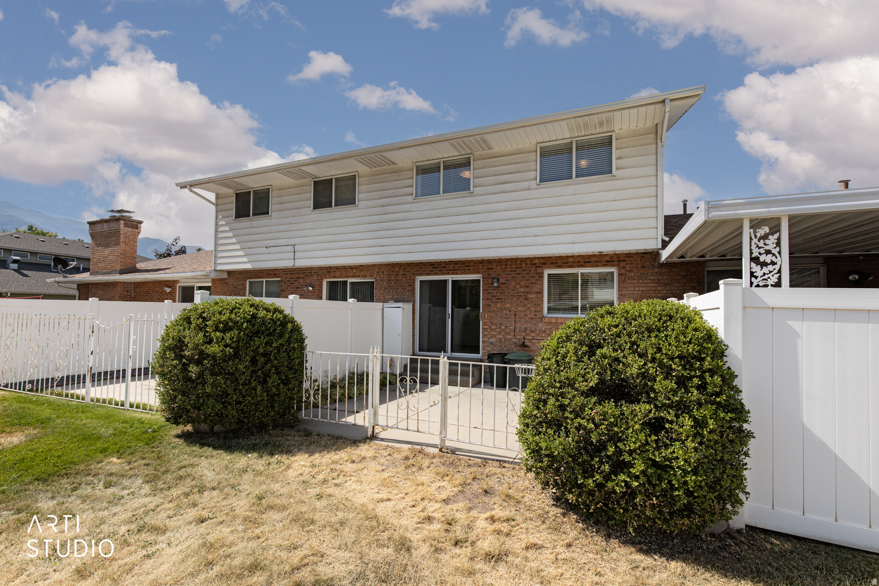 main property photo 45