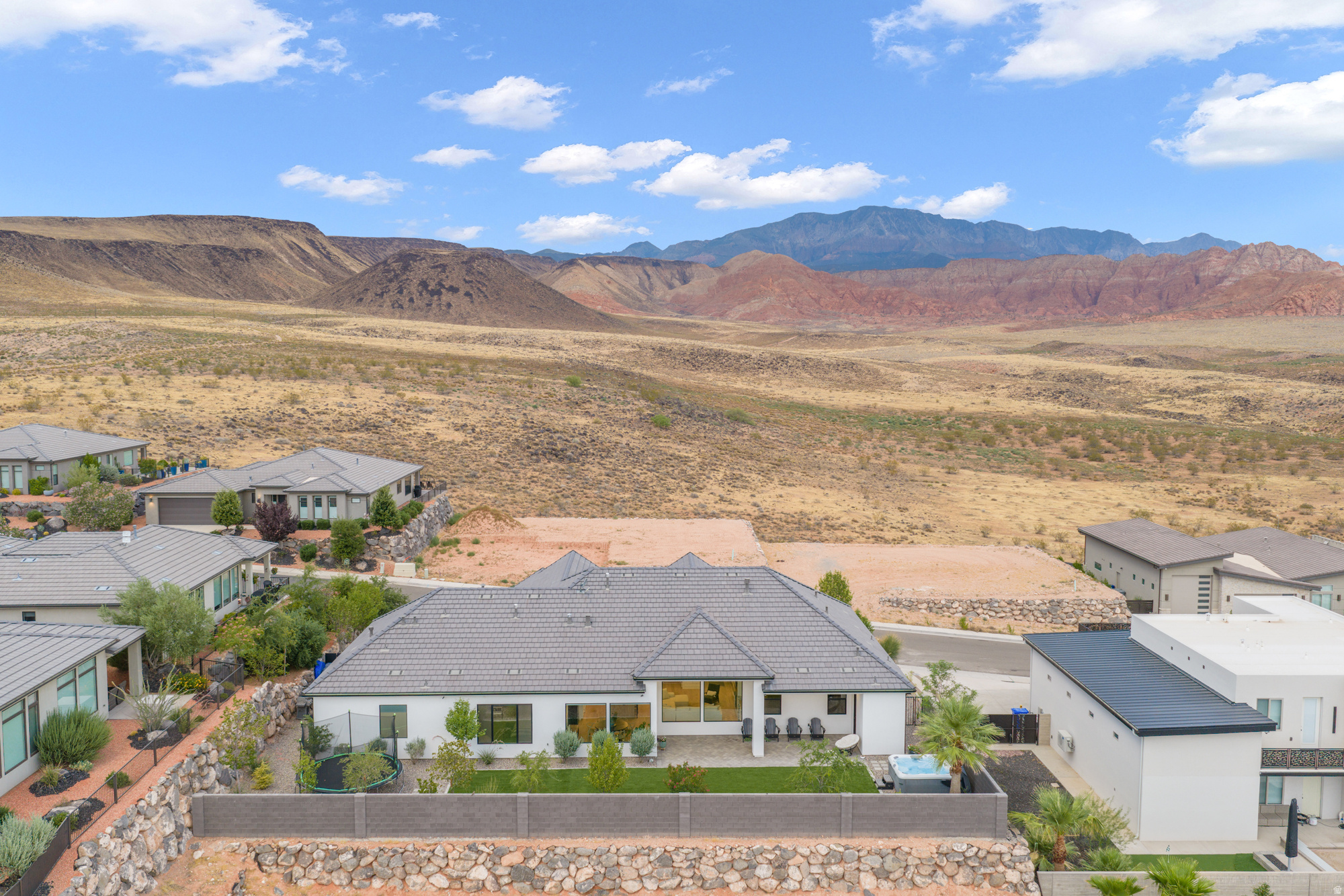 main property photo 45