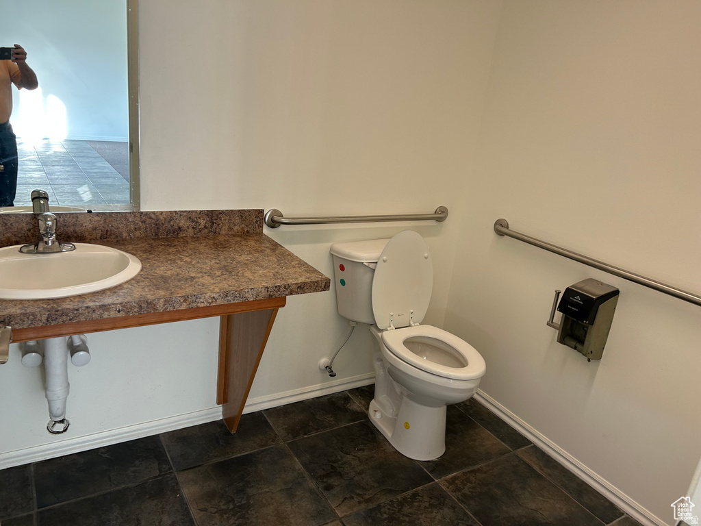 main property photo 21