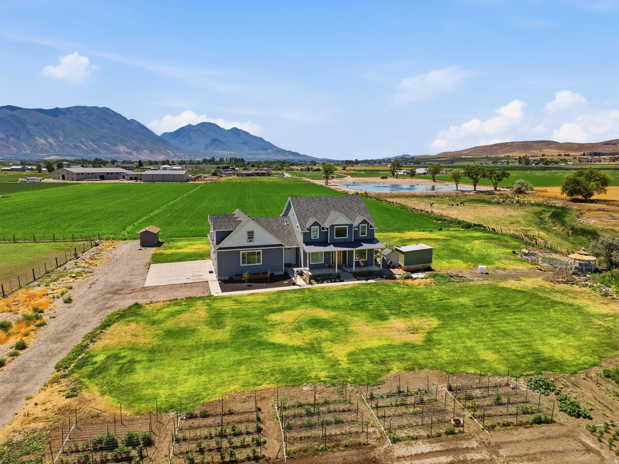 main property photo 38