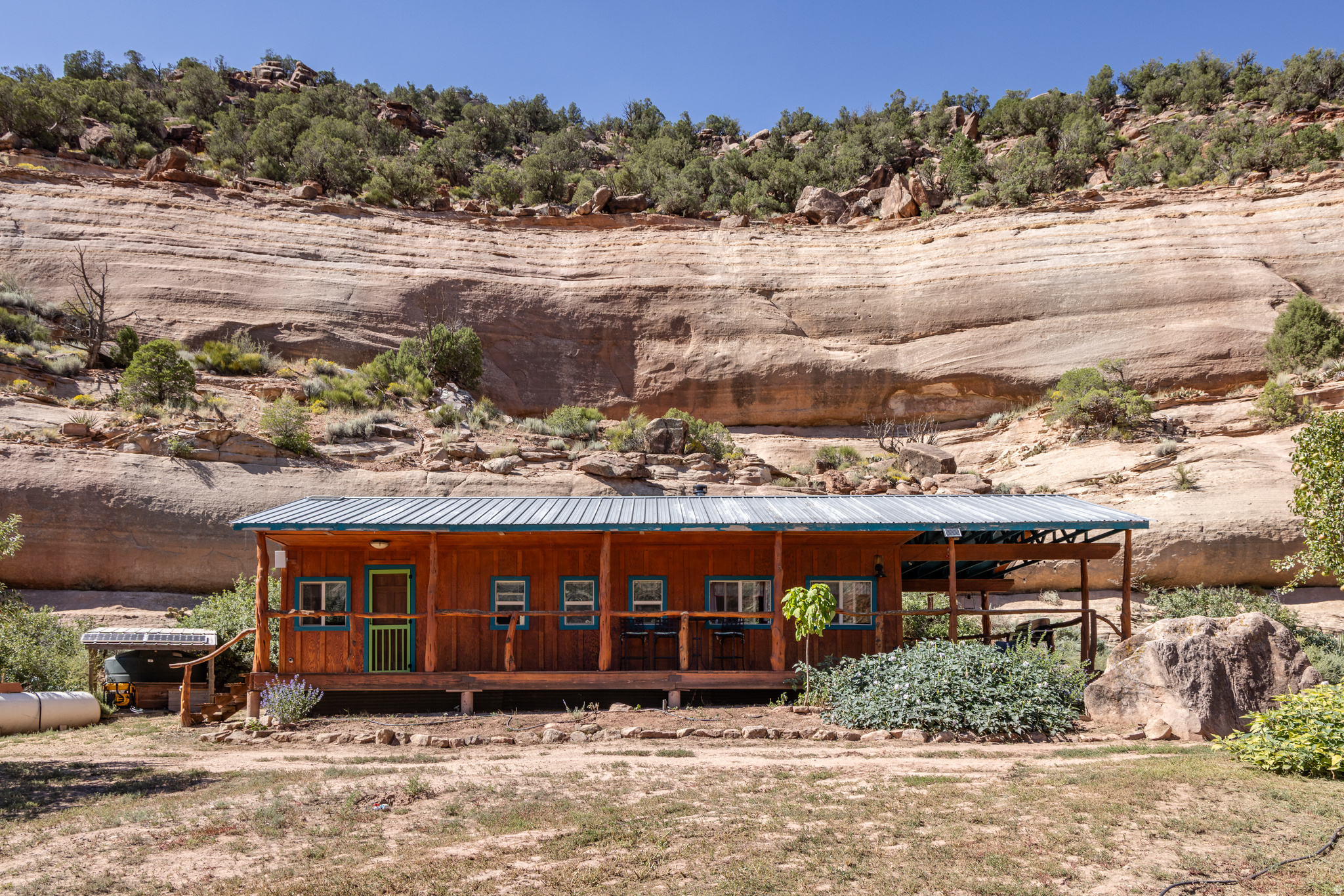 main property photo 10