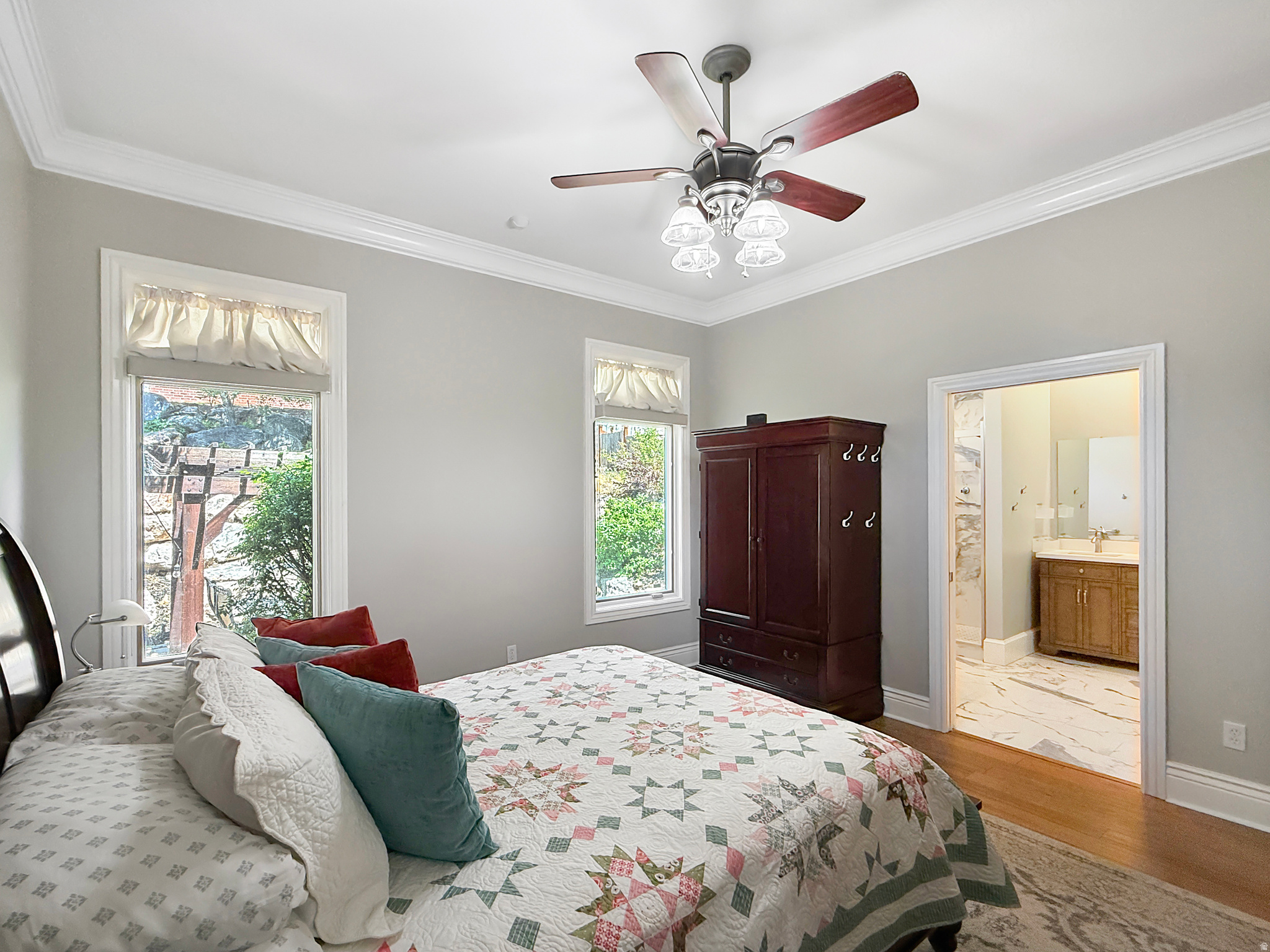 main property photo 18